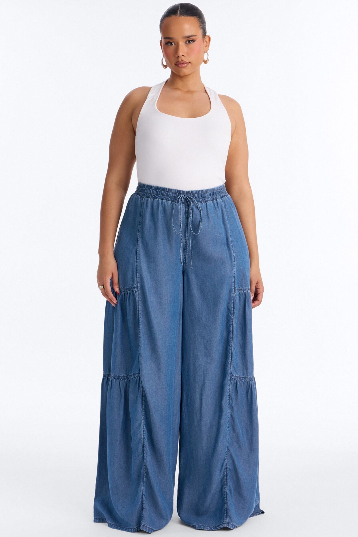 Best View Chambray Tiered Wide Leg Pant 33″ - Medium Wash