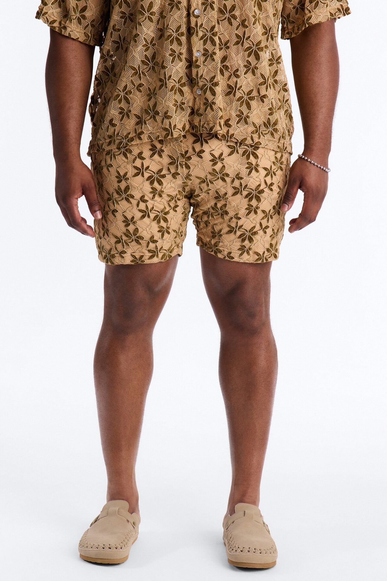 Cabo Canopy Relaxed Short - Tan/Multi