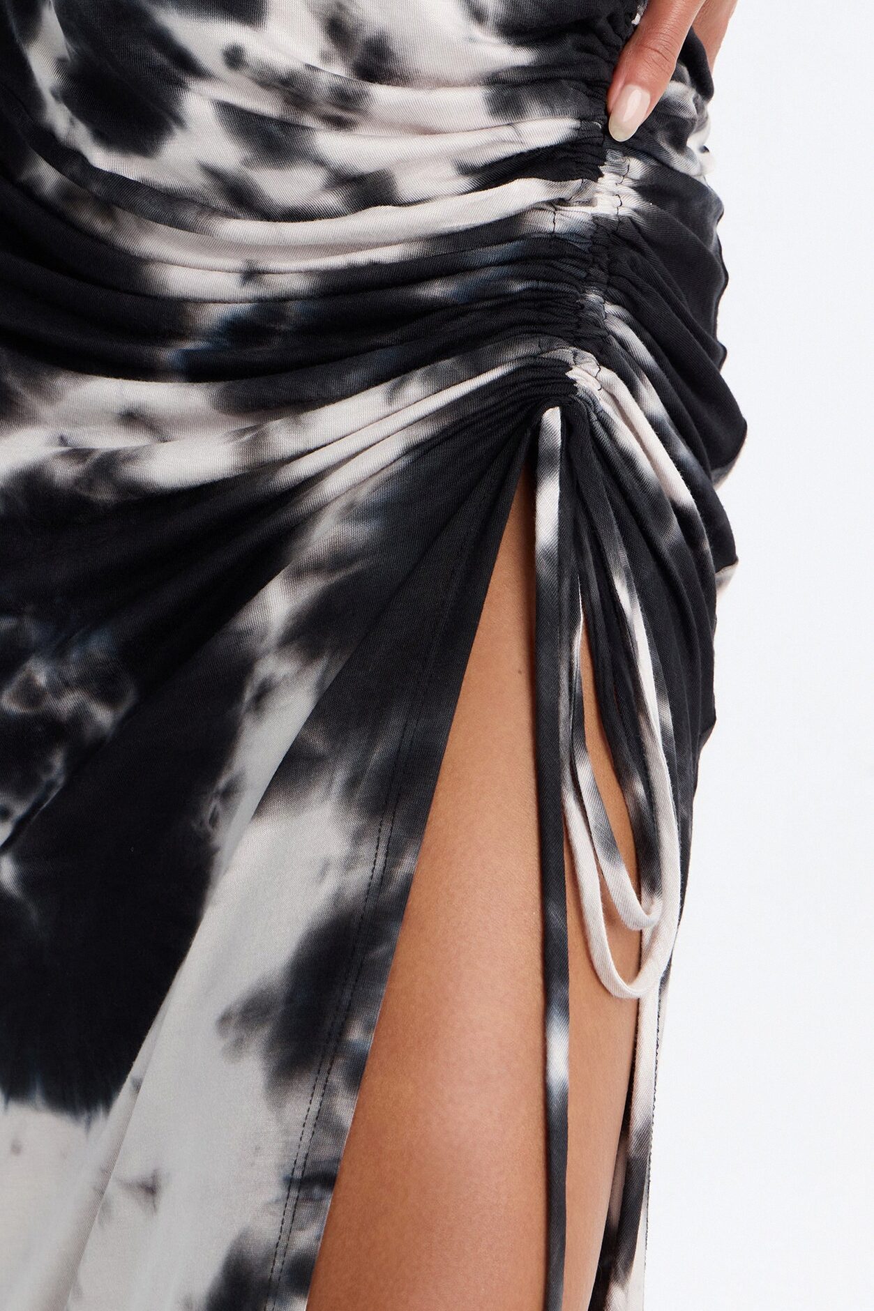 Tatum Tie Dye Maxi Dress - Black/combo