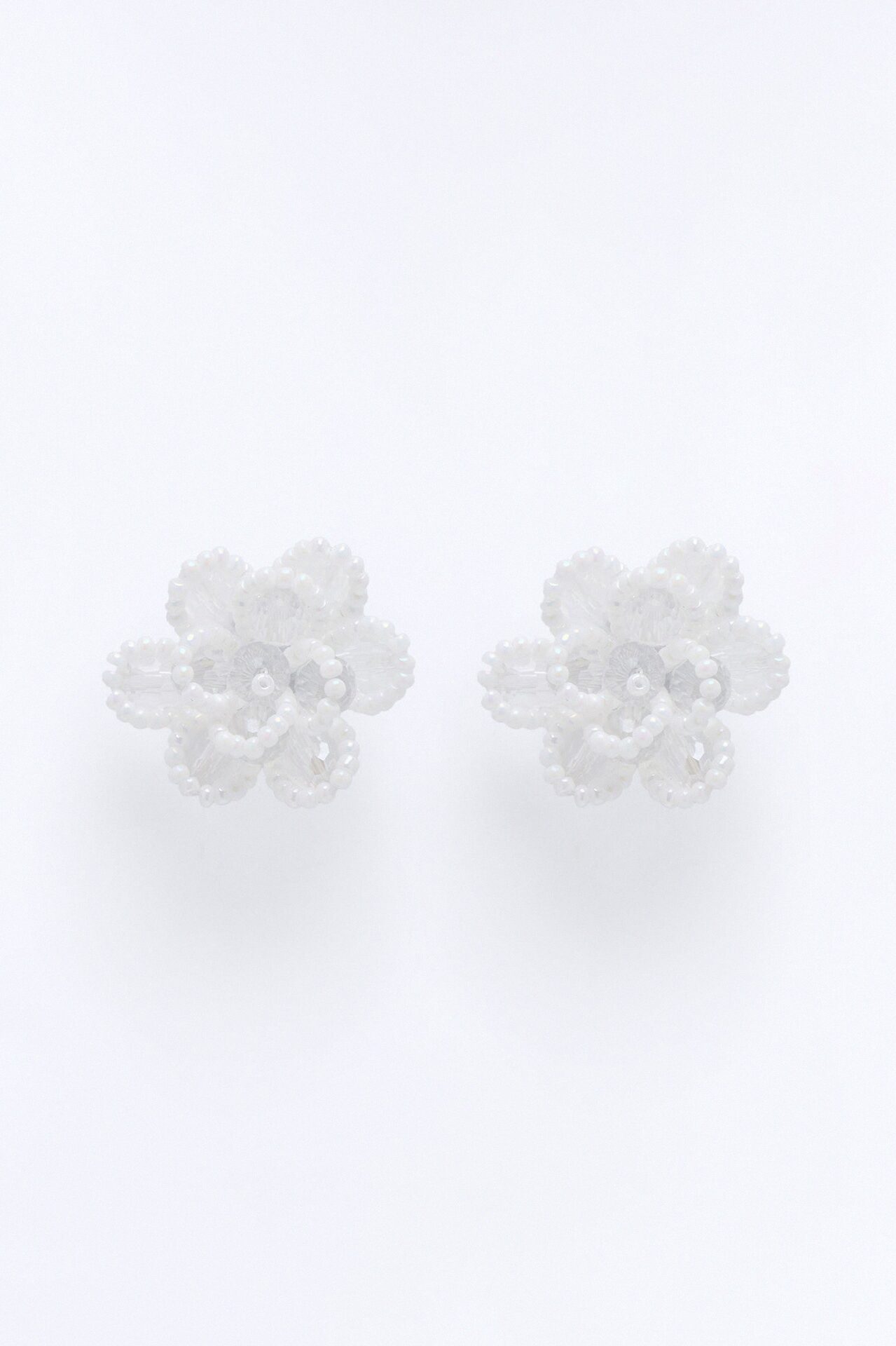 Rooted Magic Stud Earrings - White