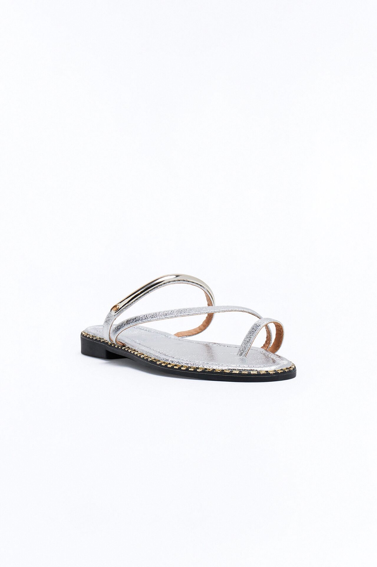 Go Off Metallic Flat Sandals - Silver
