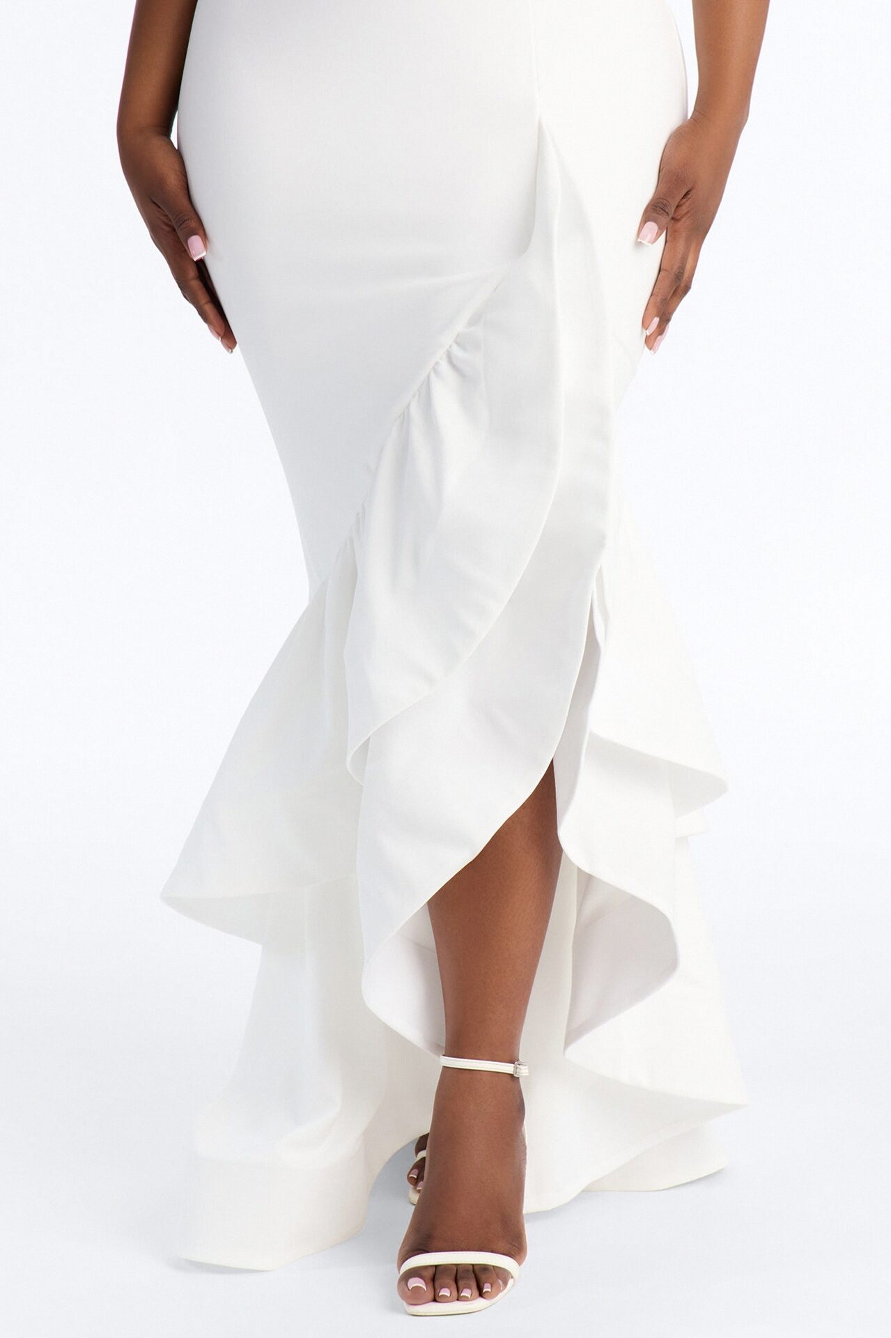 Selene Deep Neckline Ruffle Gown - Ivory