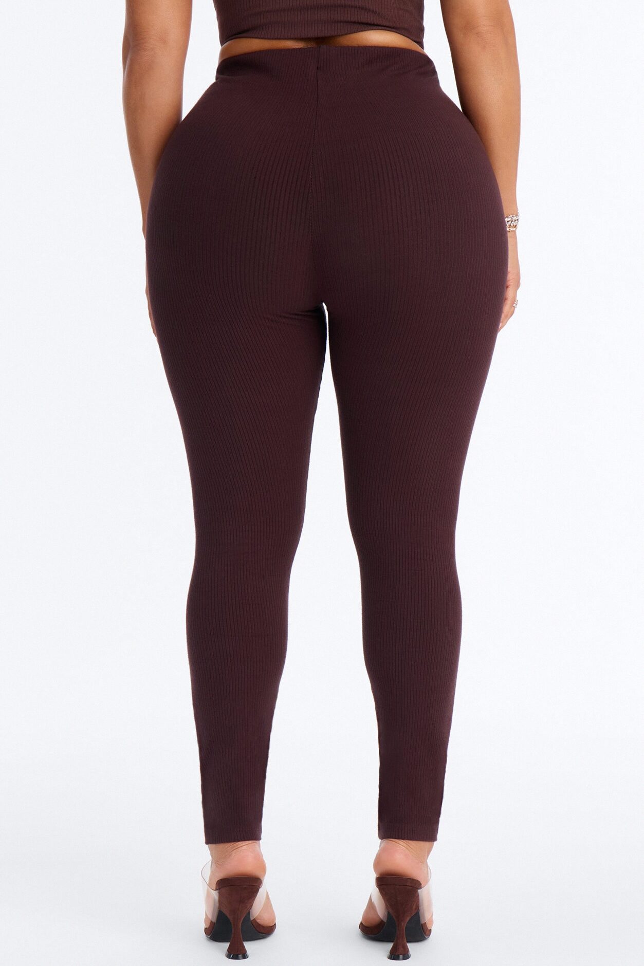 Ultra Ribbed Mid Rise Legging - Chocolate