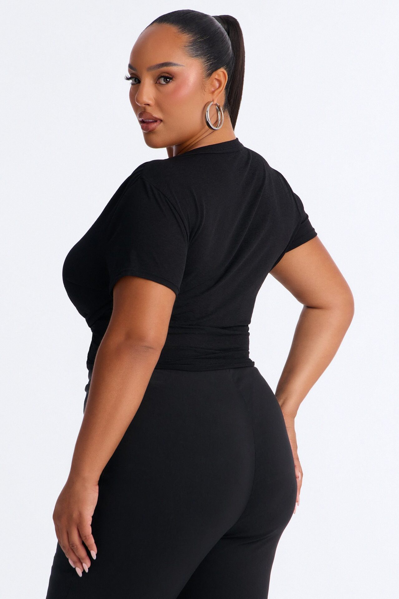 Selena Textured Knot Short Sleeve Top - Black