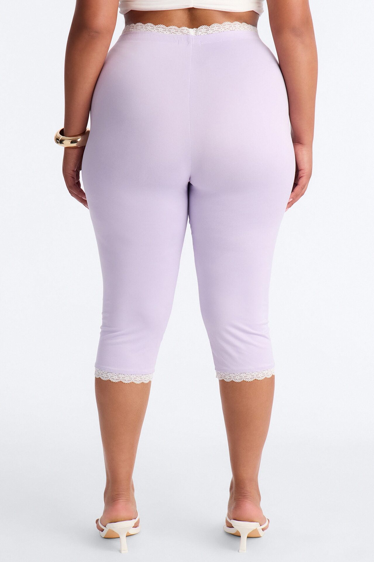 Valentina Solid Lace Trim Capri Legging - Lilac