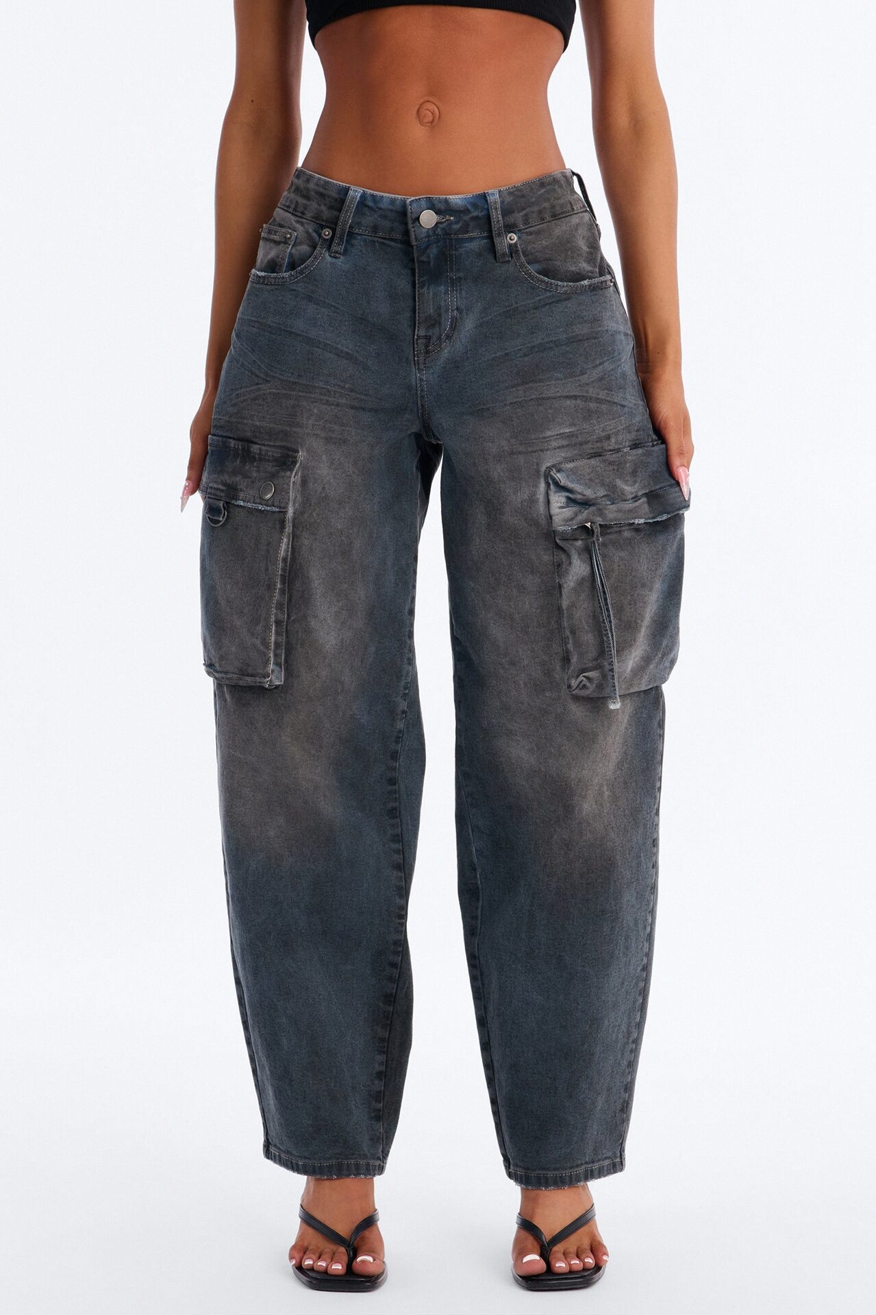 Gridlock Low Waist Barrel Leg Jeans - Blue Wash