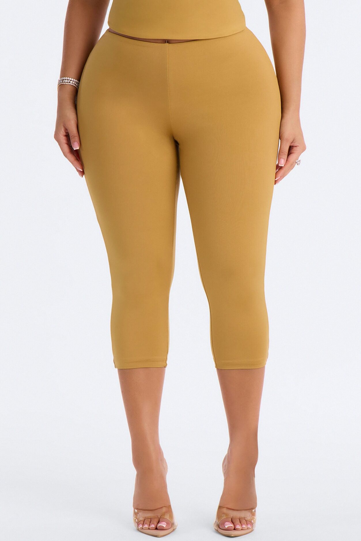 Contour Double Lined Capri Pant - Honey