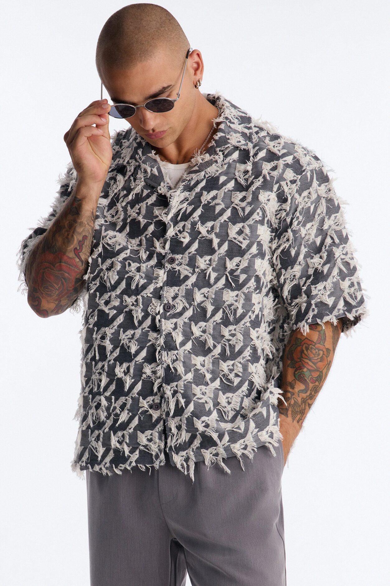 Relaxed Houndstooth Nomad Cuban Collar Button Up Shirt - Grey
