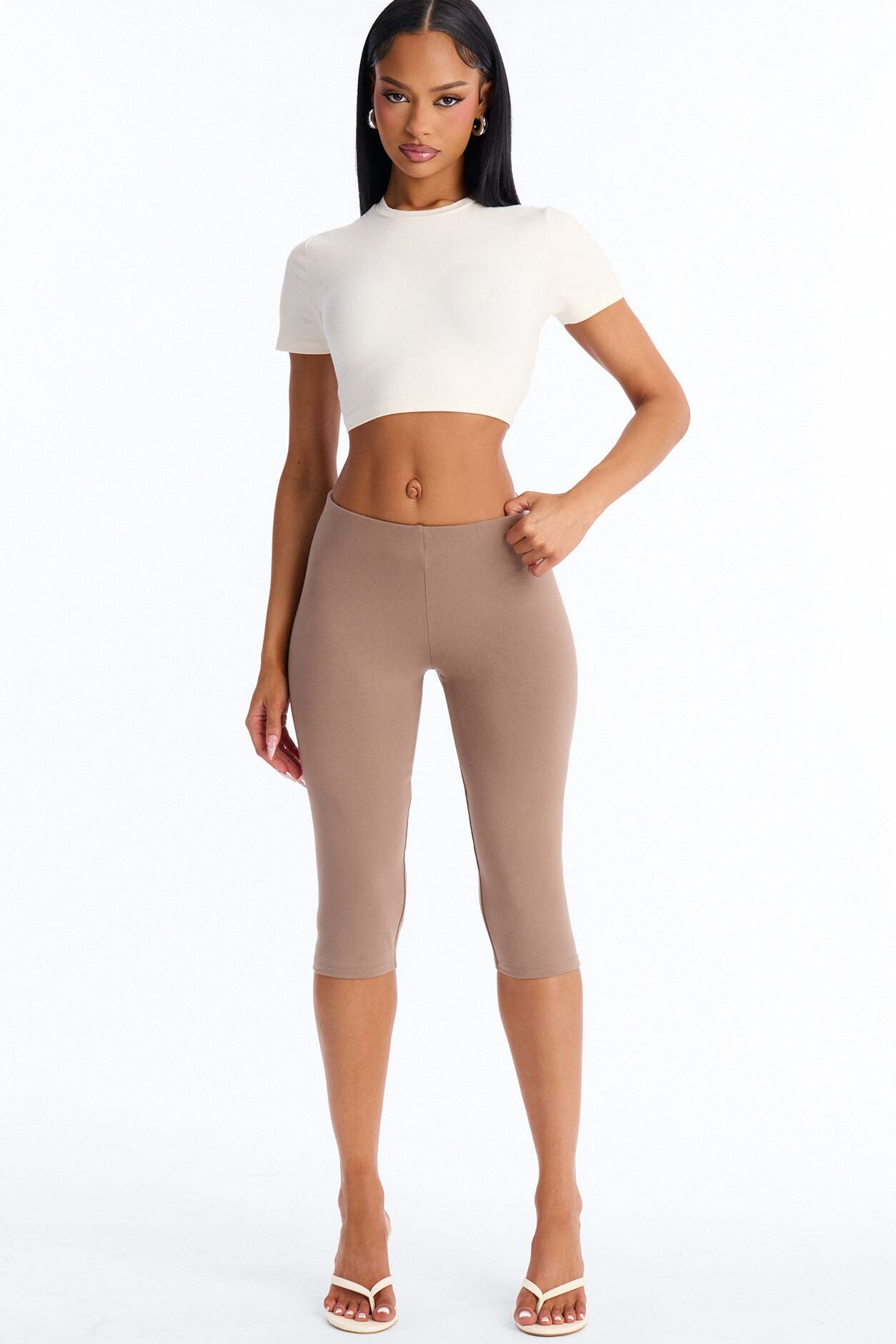 Quinn Low Rise Pedal Pusher Capri Legging - Taupe