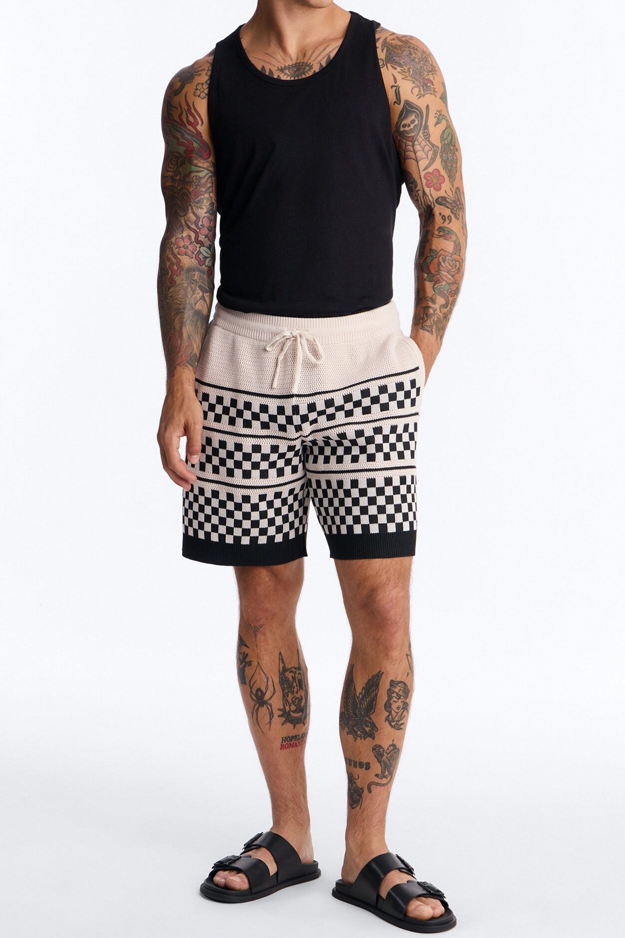 Relaxed Knitted Pawn Checker Short - Black/combo