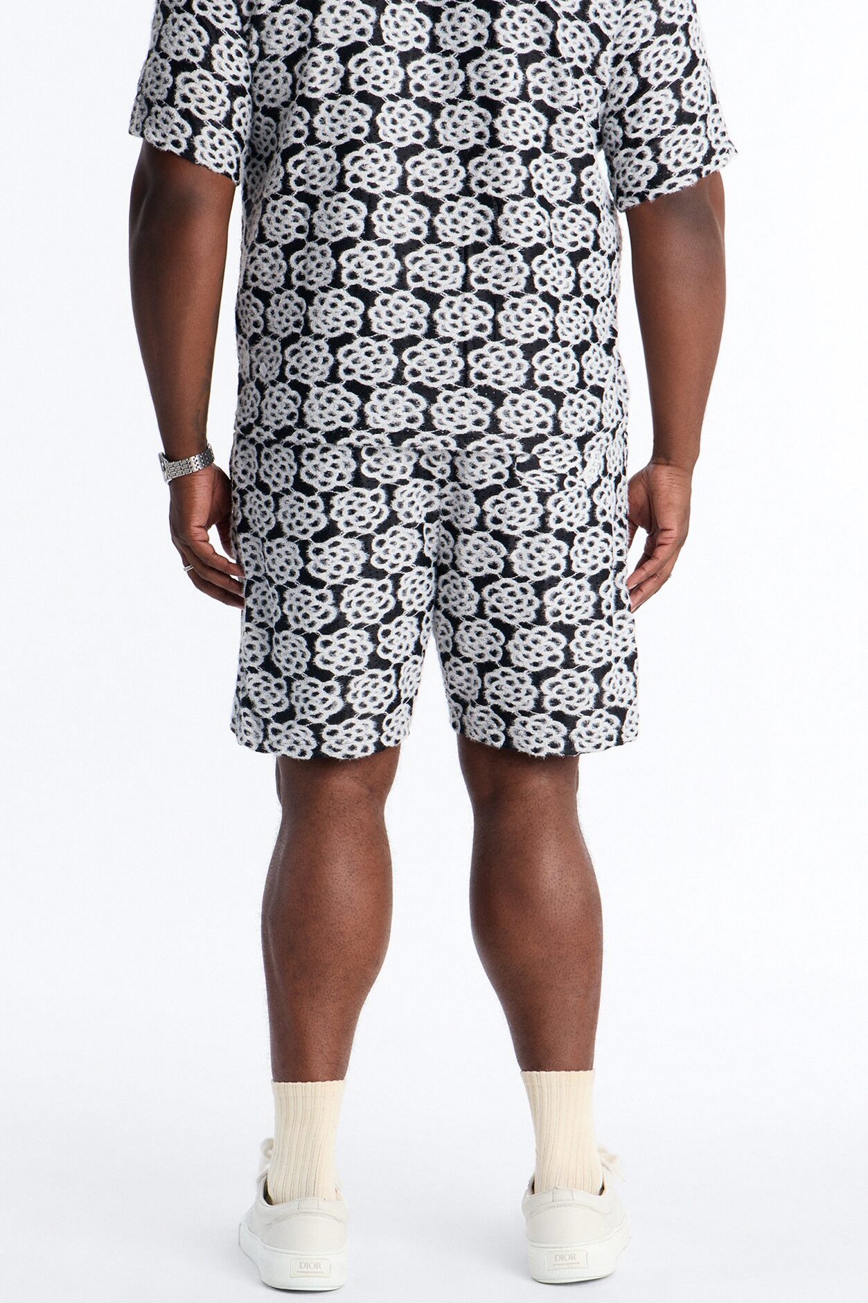 Snow Leopard Drift Relaxed Short - Black/White