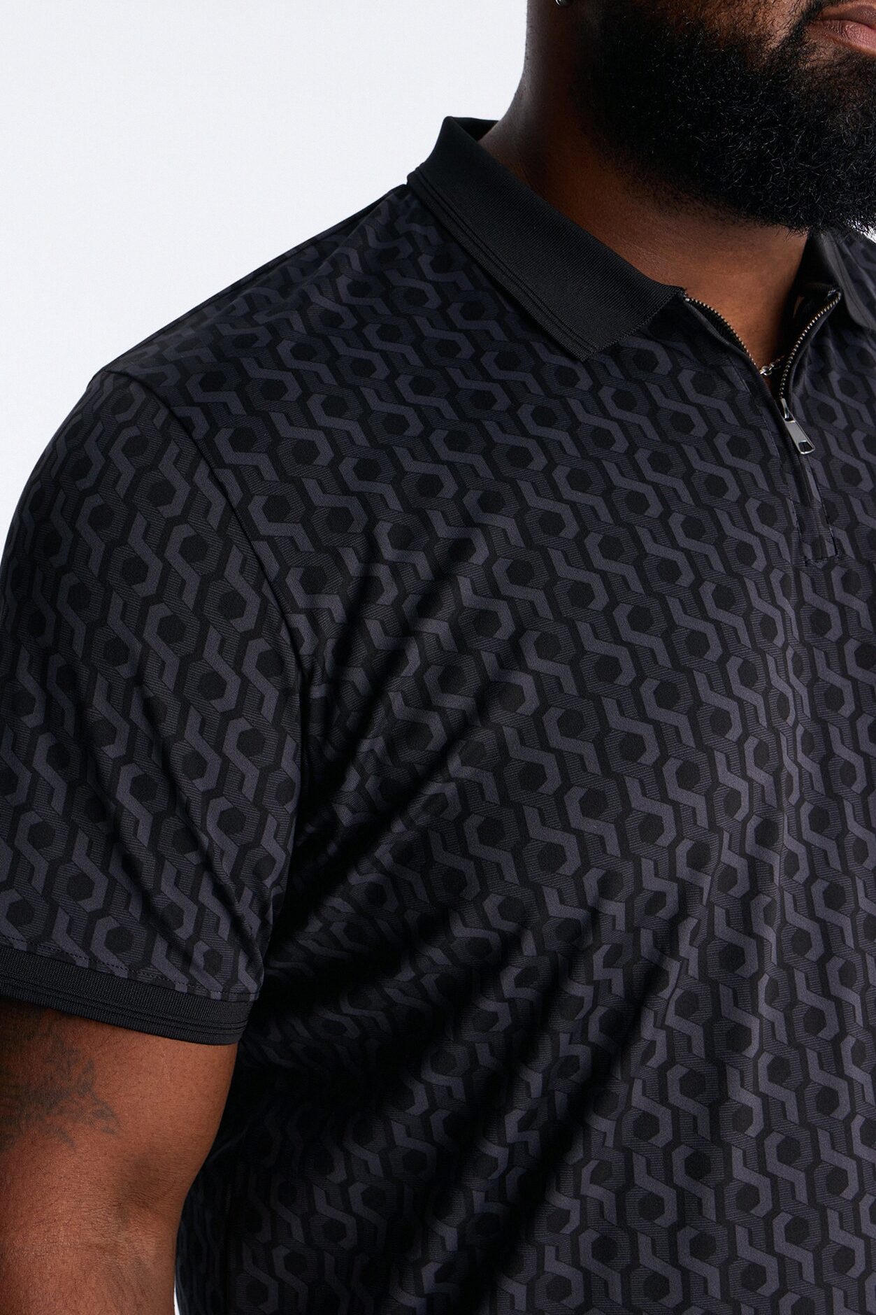 Circa Grid Quarter Zip Polo - Black/Grey