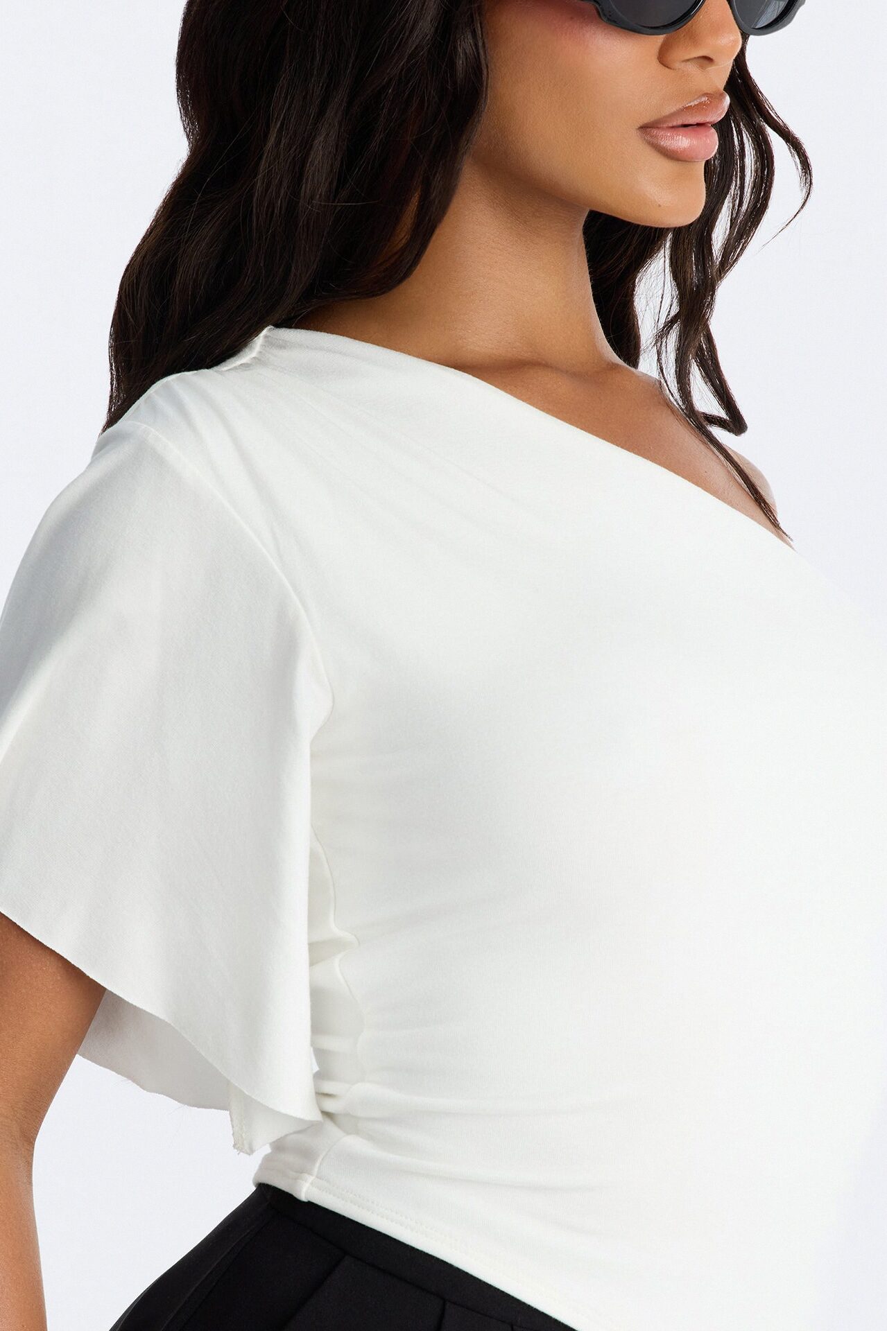 Ana Asymmetrical One Shoulder Short Sleeve Top - White