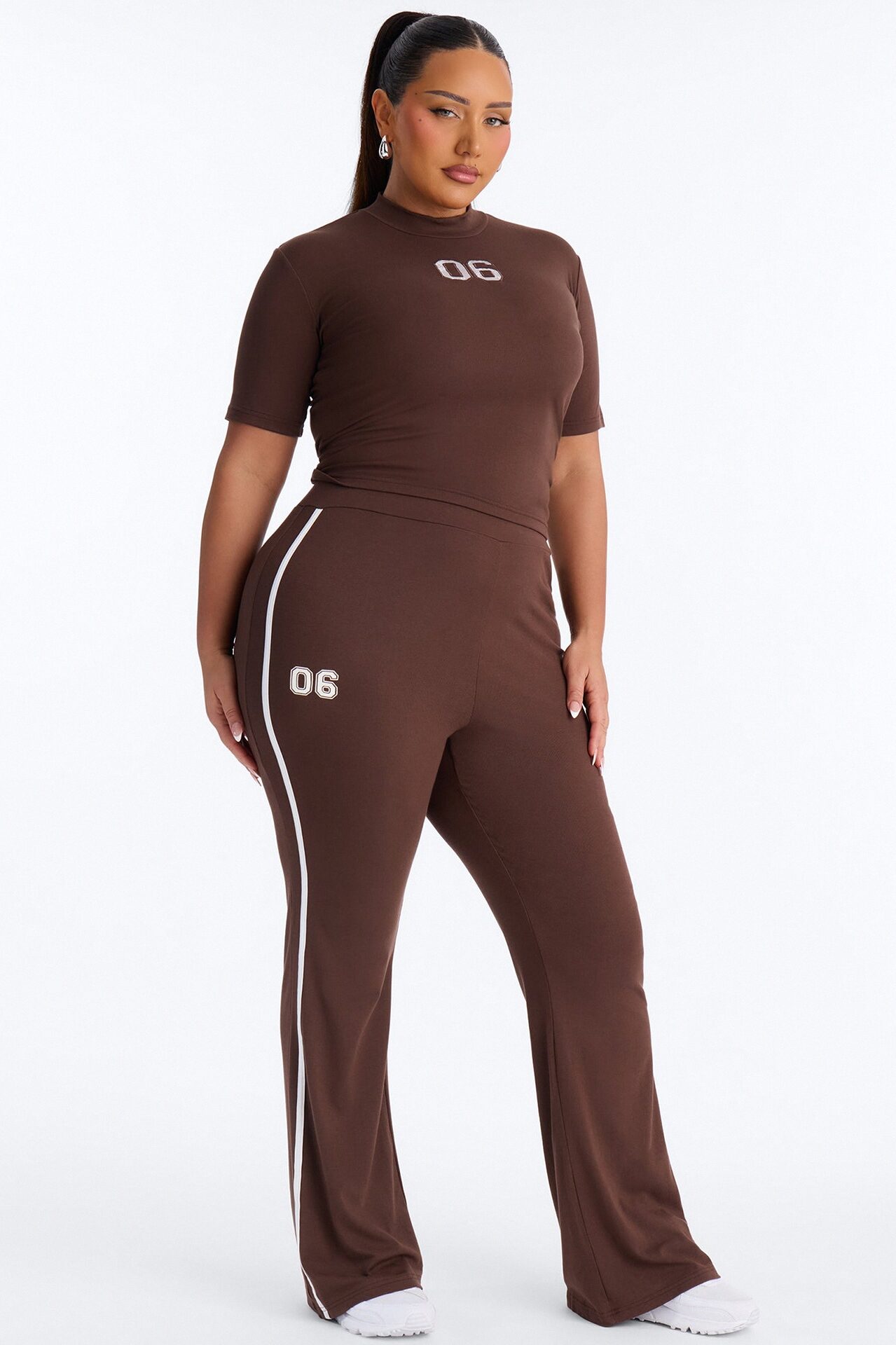 Sporty Vibe Ribbed Pant Set - Chocolate