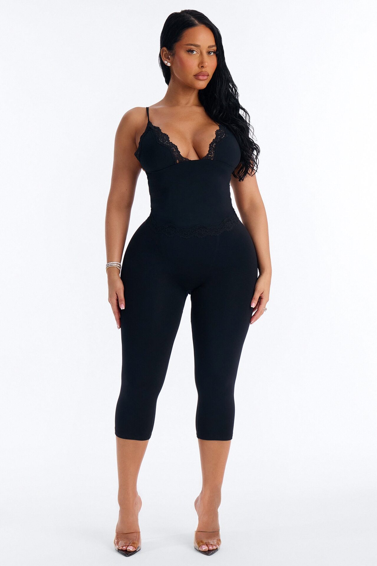 Seamless Smooth Double Lined Capri Pant - Black