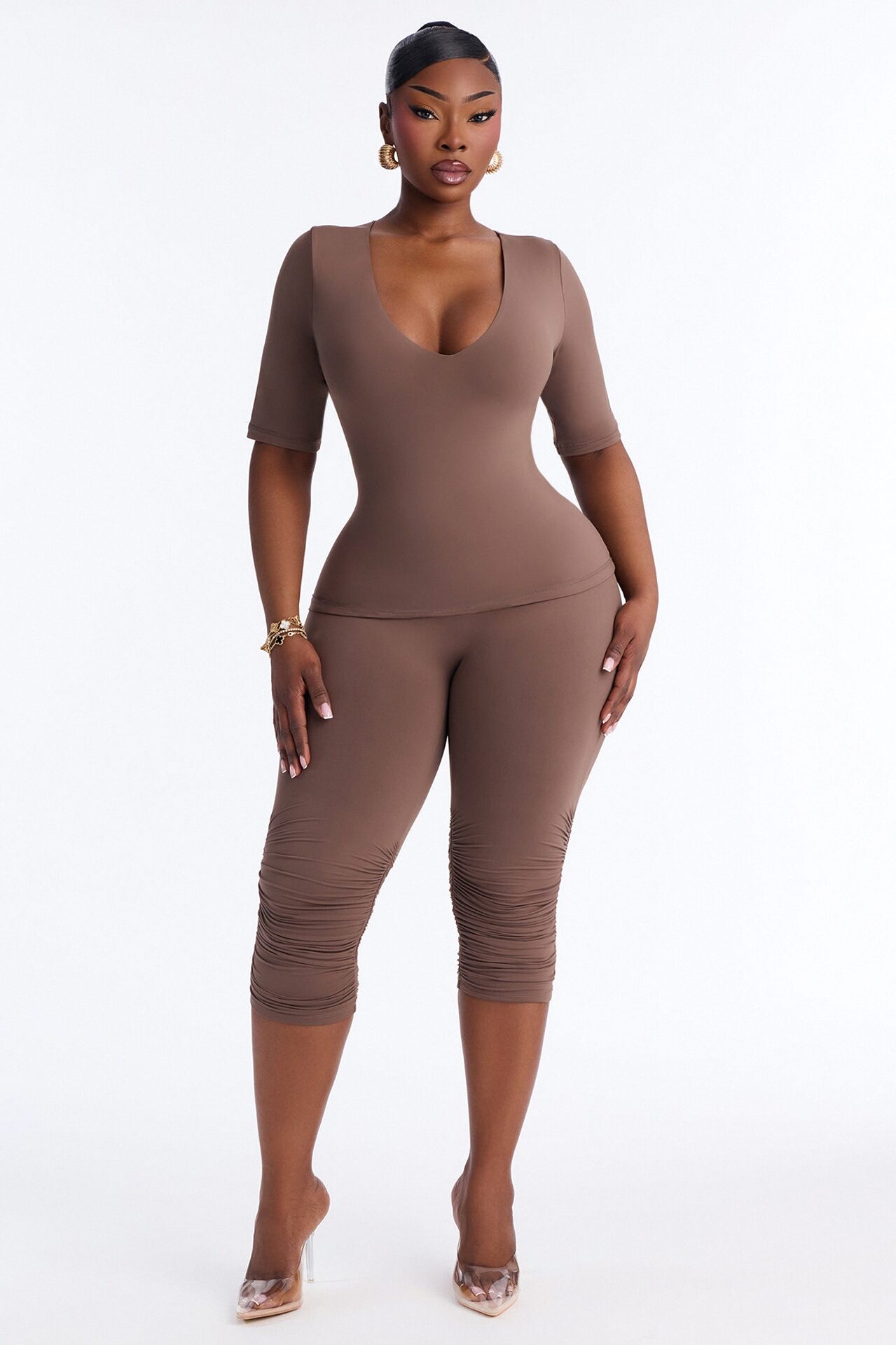 Second Skin Deep U Neck Elbow Sleeve Top - Brown