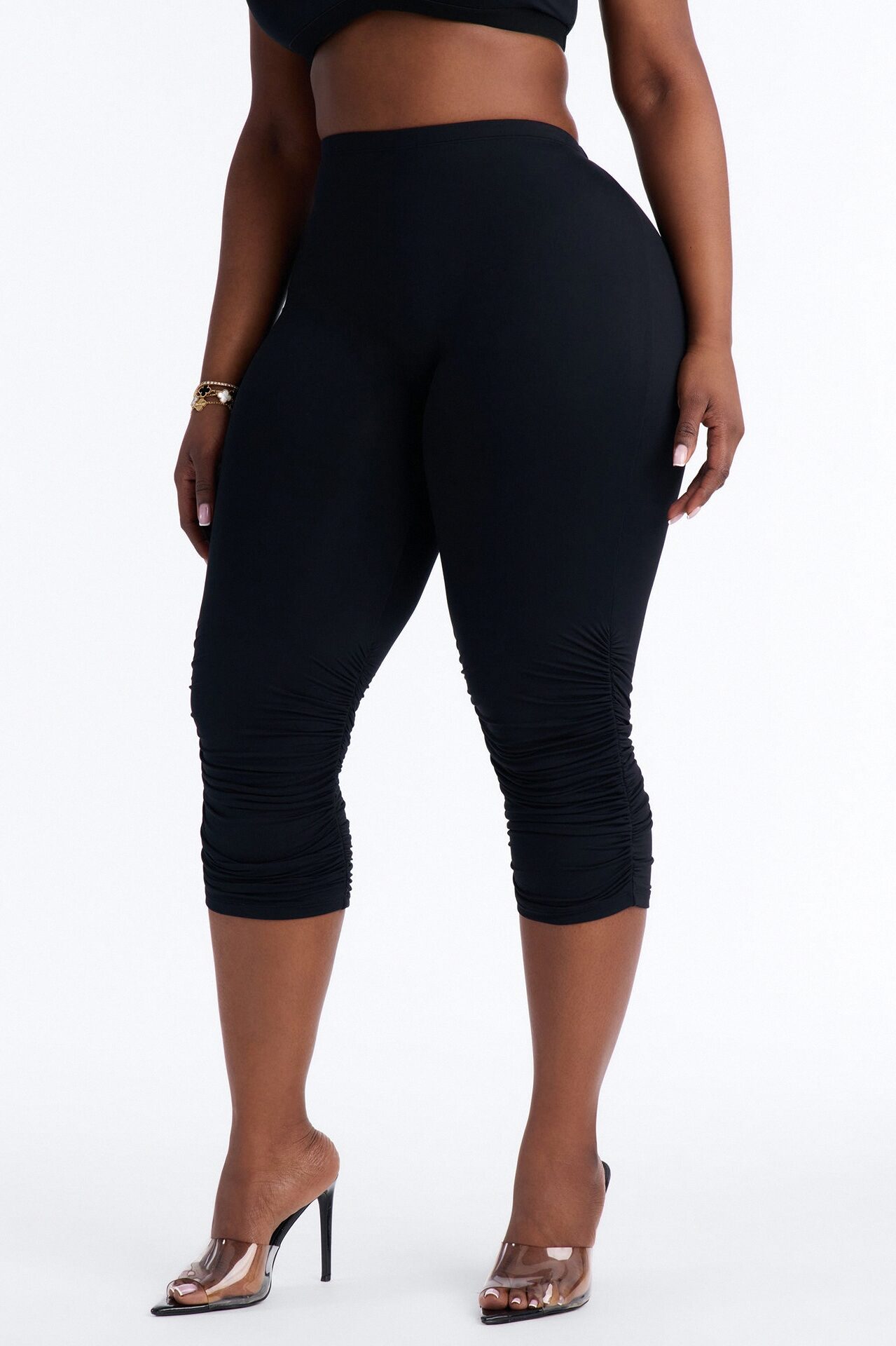 Second Skin Double Lined Ruched Low Rise Capri Legging - Black