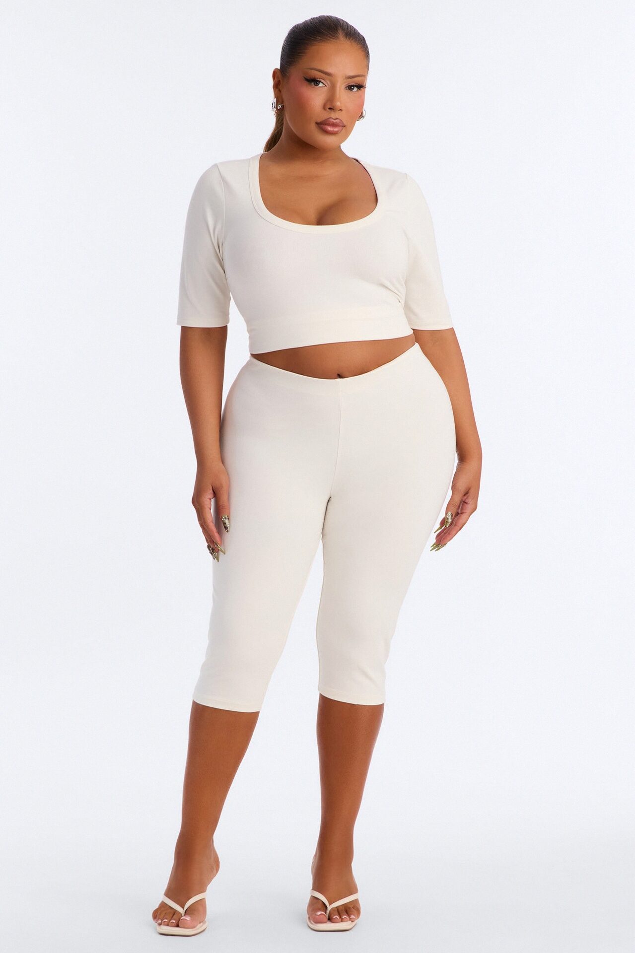 Quinn Low Rise Pedal Pusher Capri Legging - Cream