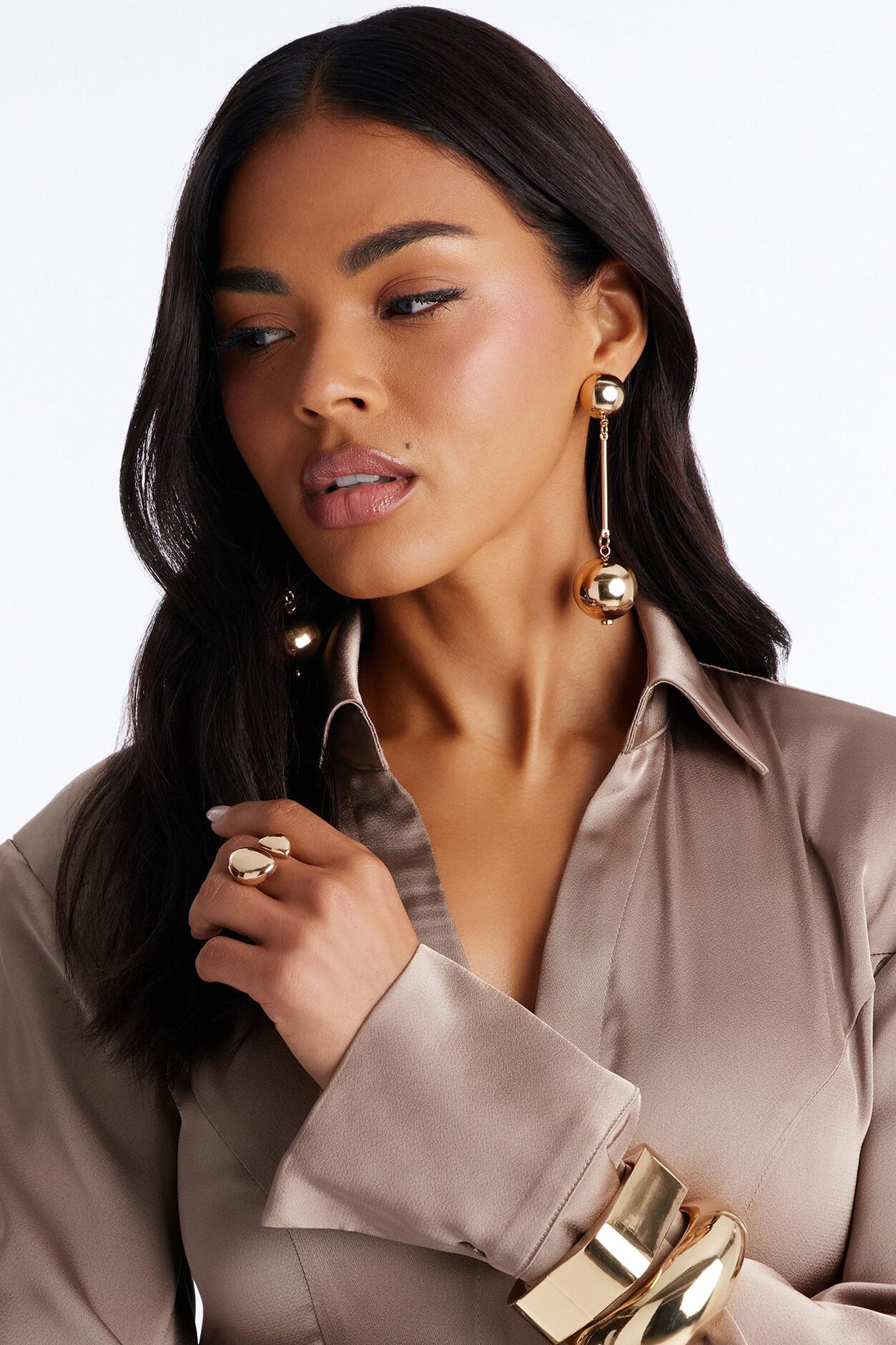 Keep Close Drop Earrings - Gold