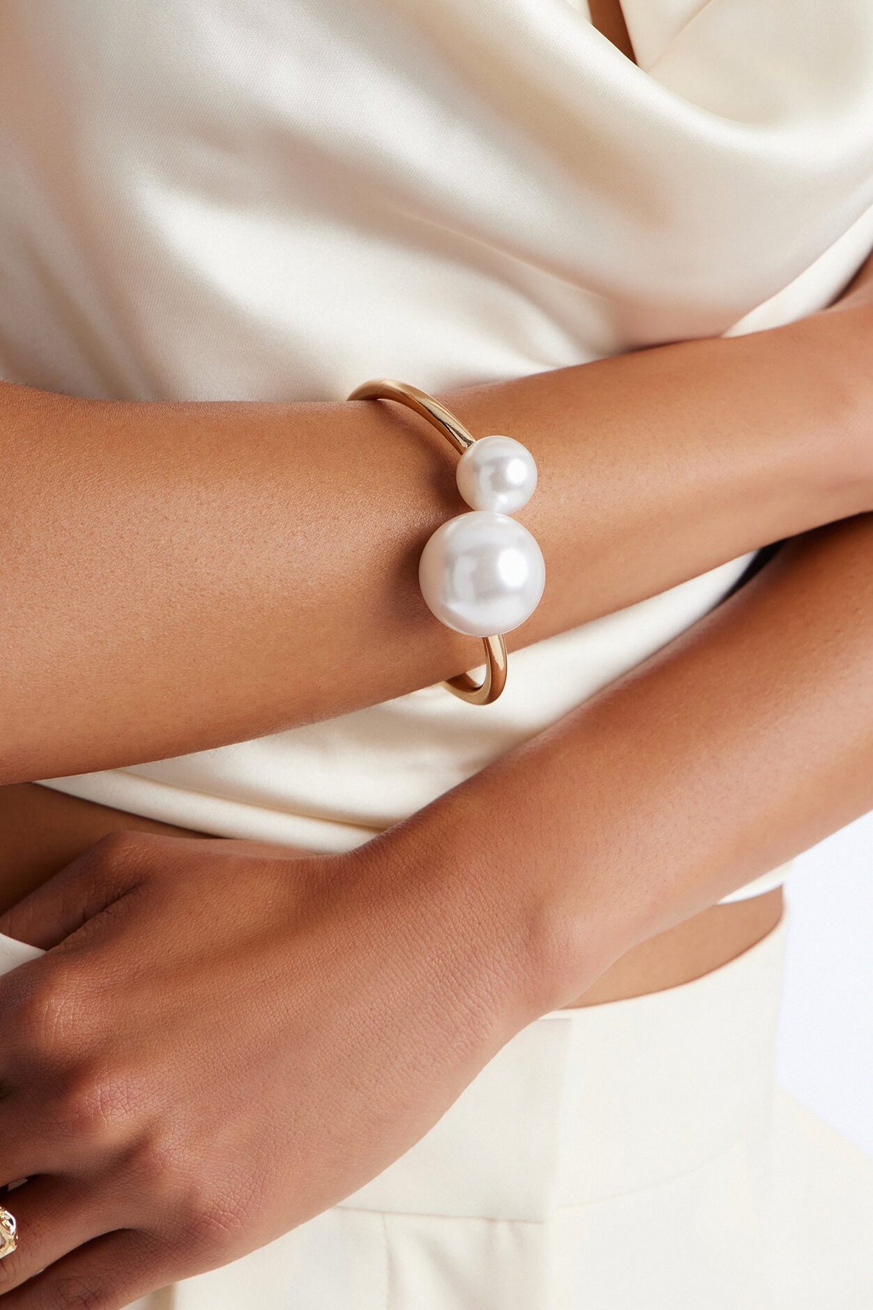 Pearly Bold Bracelet - White/Gold