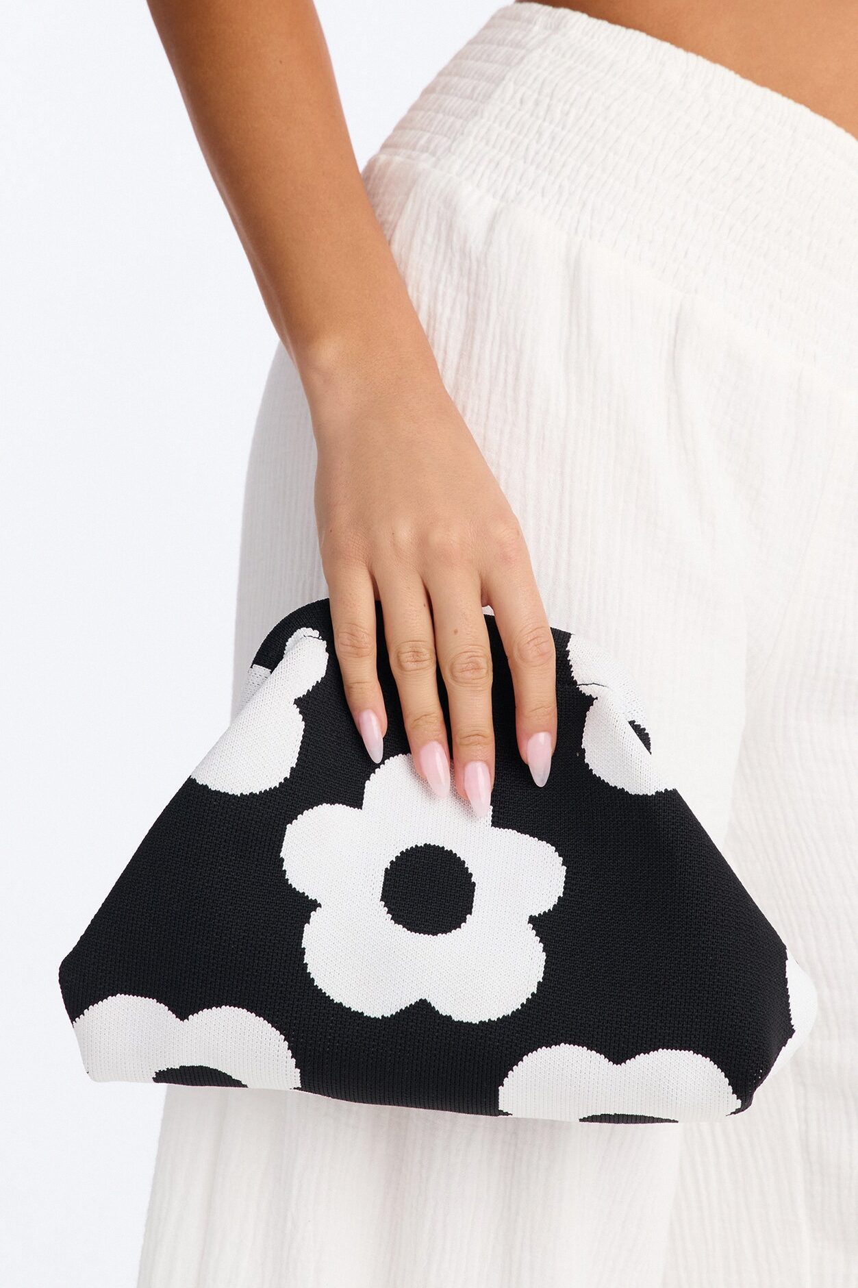 Buy My Own Flowers Floral Clutch - Black/White