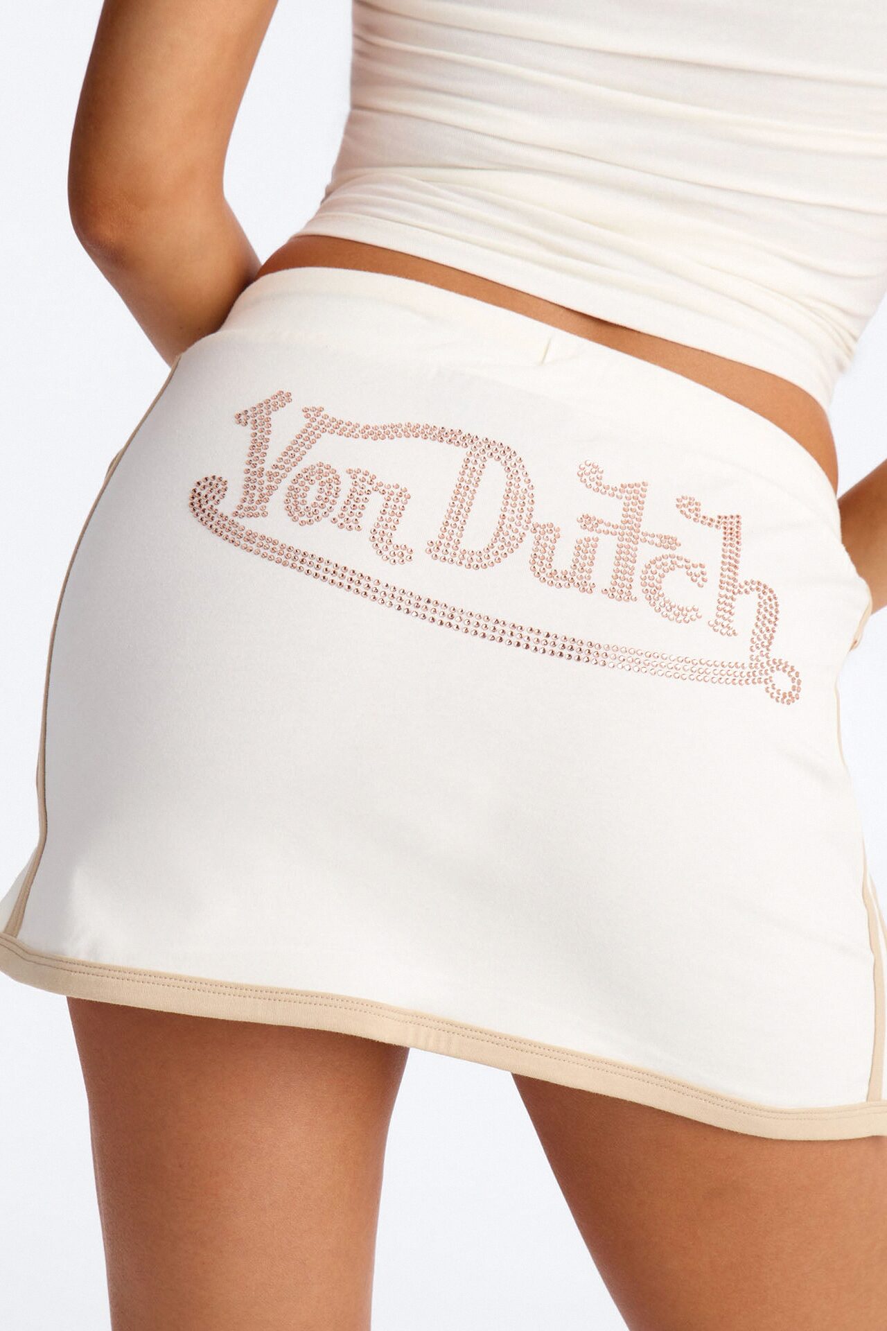 Von Dutch Off Set Mini Skirt - Cream