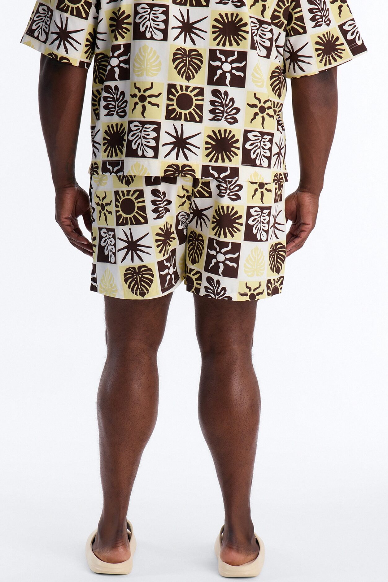Solar Foliage Checkered Swim Trunk 4″ - Brown