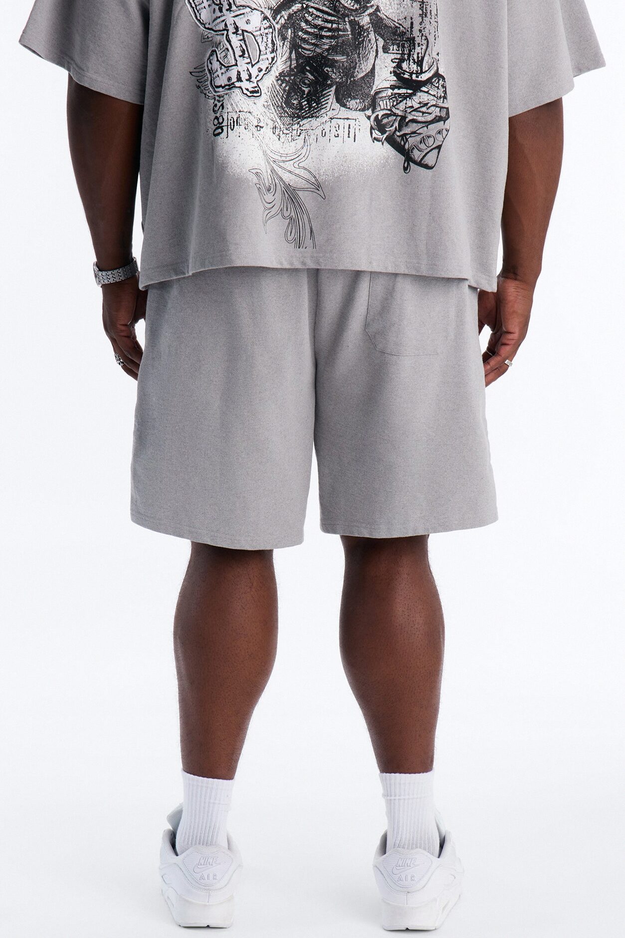 Chosen One Patch Relaxed Sweatshort - Grey