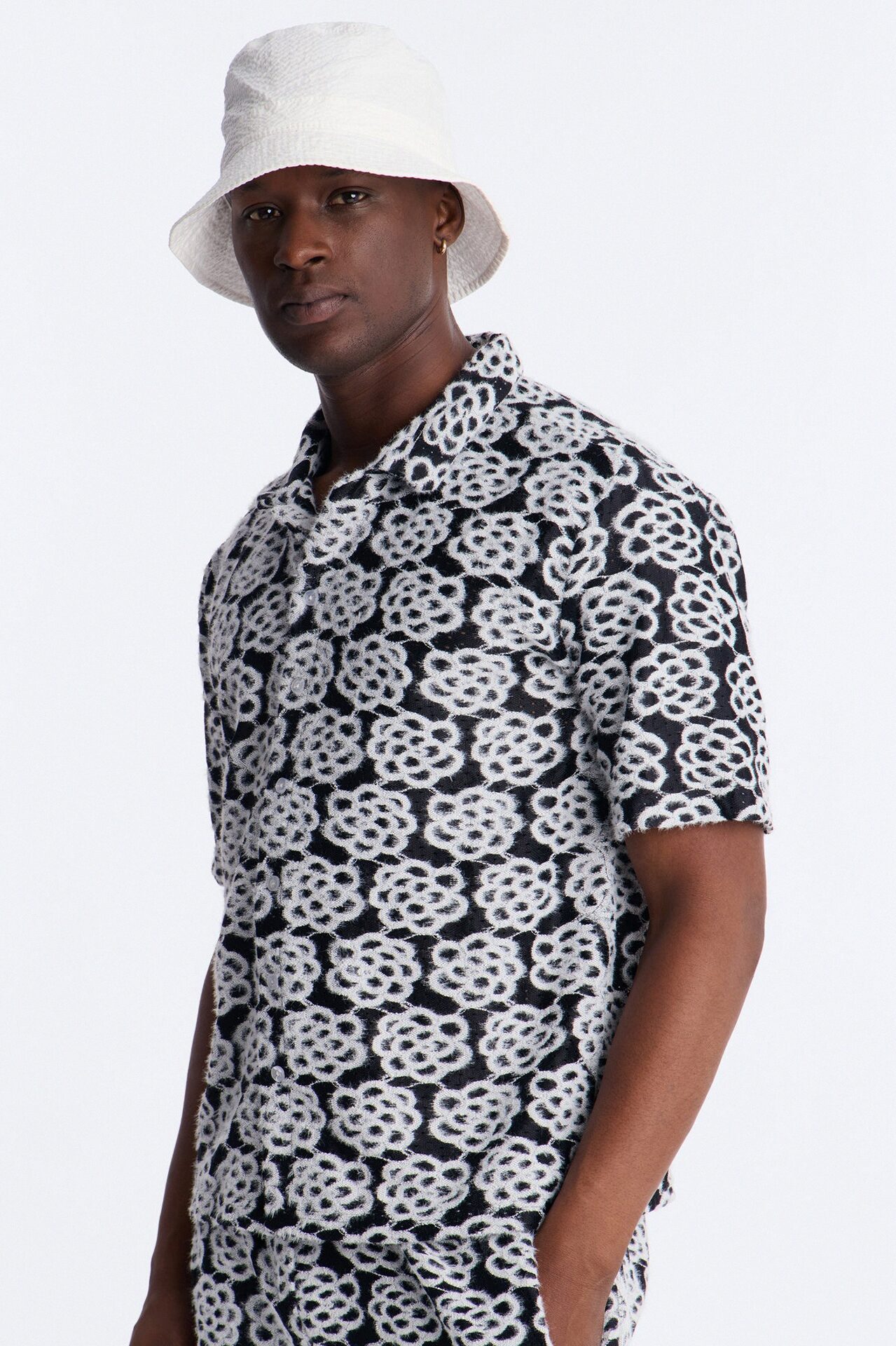Snow Leopard Drift Cuban Collar Shirt - Black/White