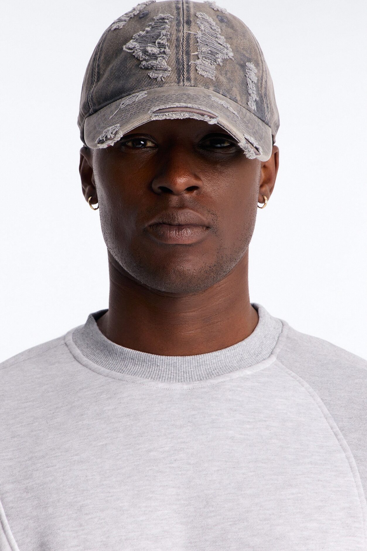 Distressed Damaged Wash Snapback Hat - Grey