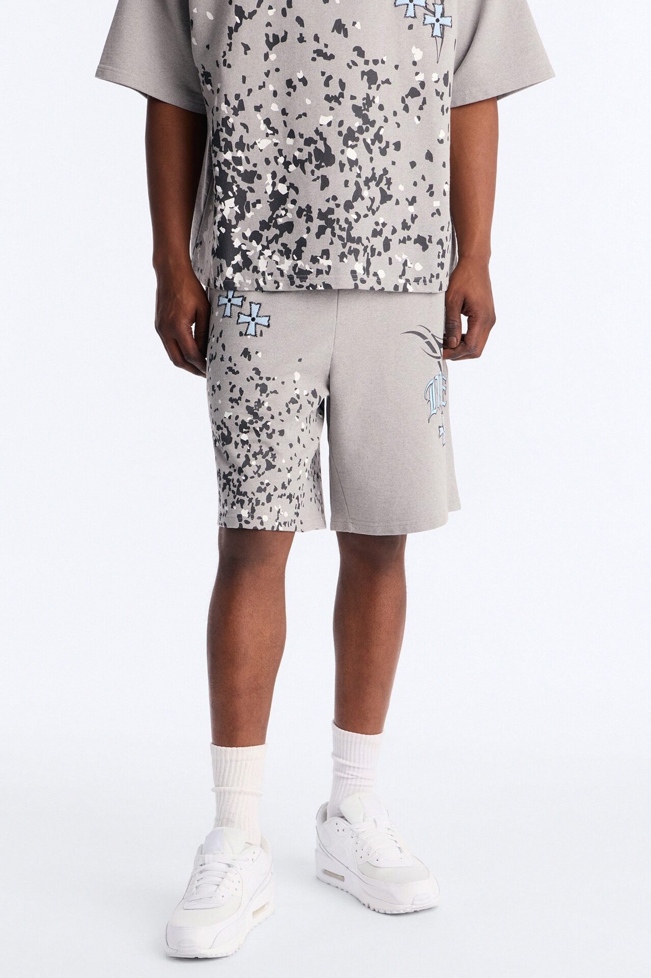 Menace Paint Splatter Embroidered Relaxed Sweatshort - Grey