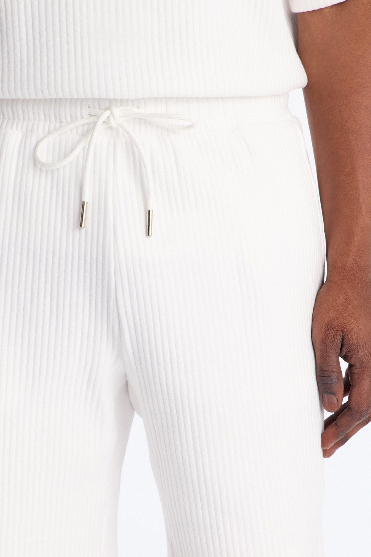Textured Relaxed Sweatshort - Cream