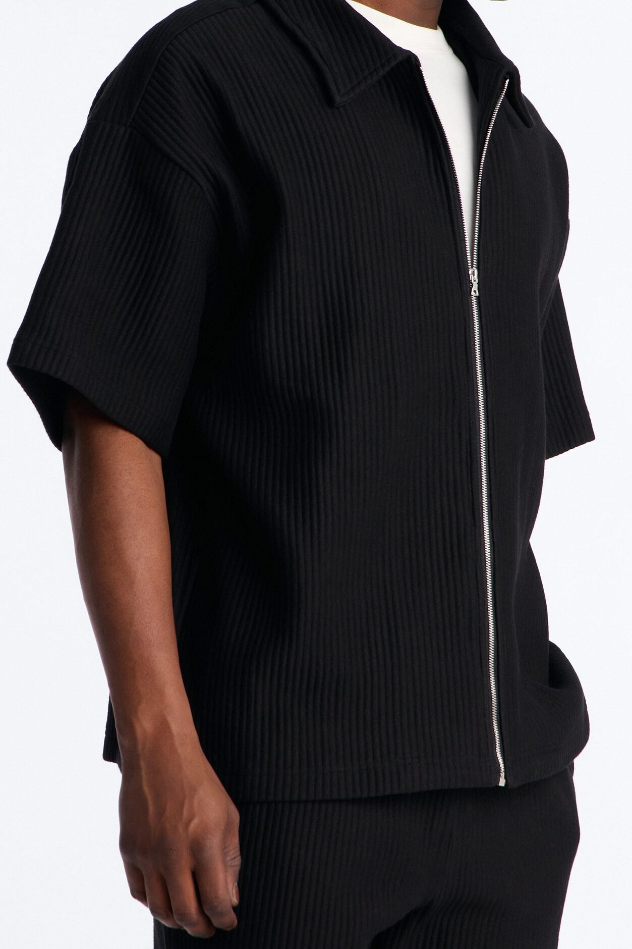 Textured Oversized Fleece Zip Up Shirt - Black