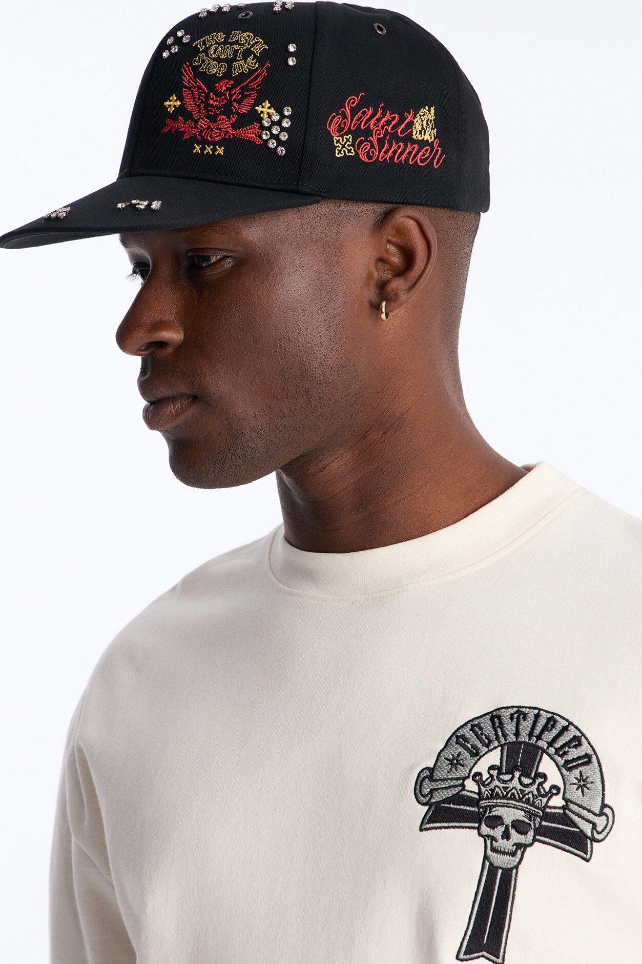 Rhinestone Graphic Embroidered Snapback Hat - Black