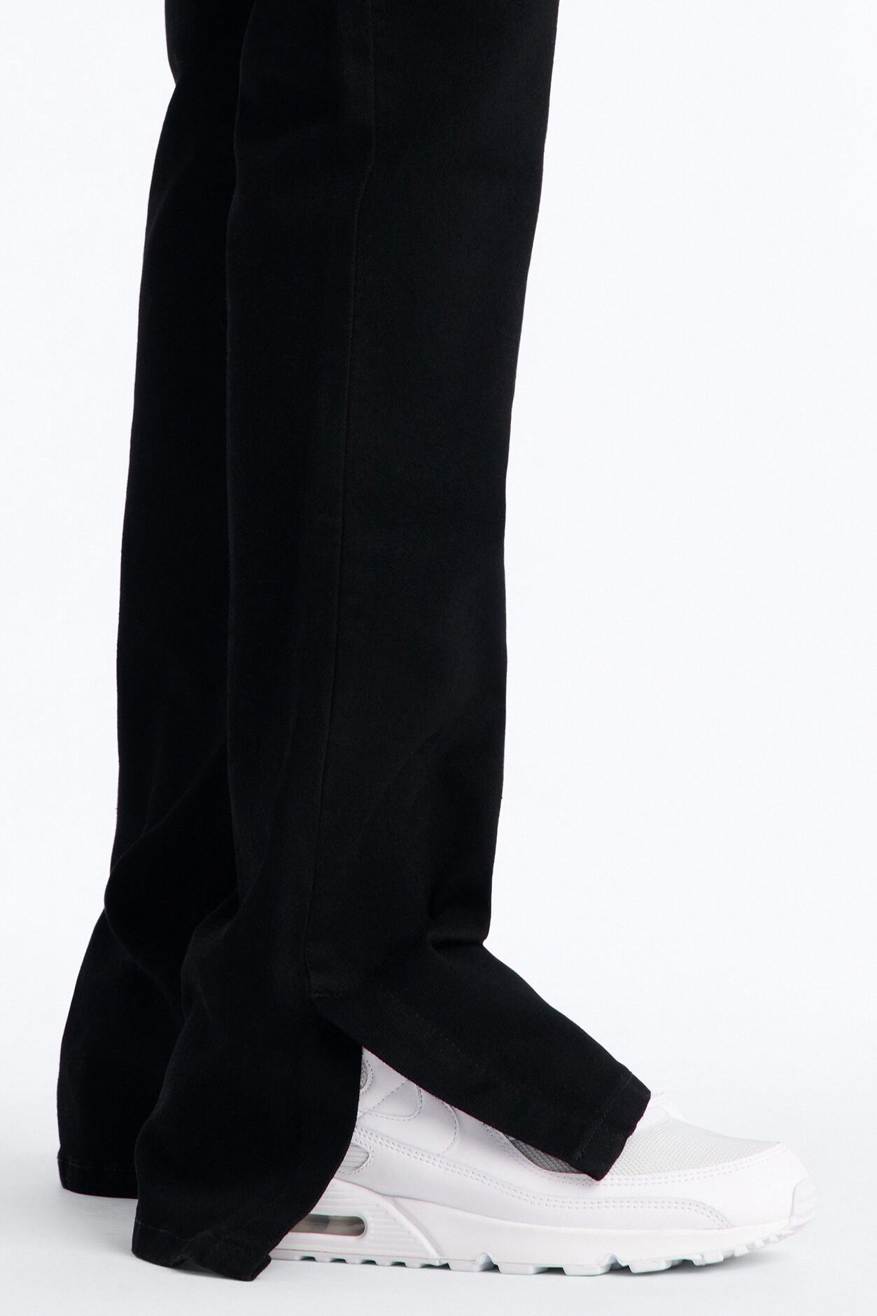 Upstanding Slit Stacked Slim Flare Jeans - Black
