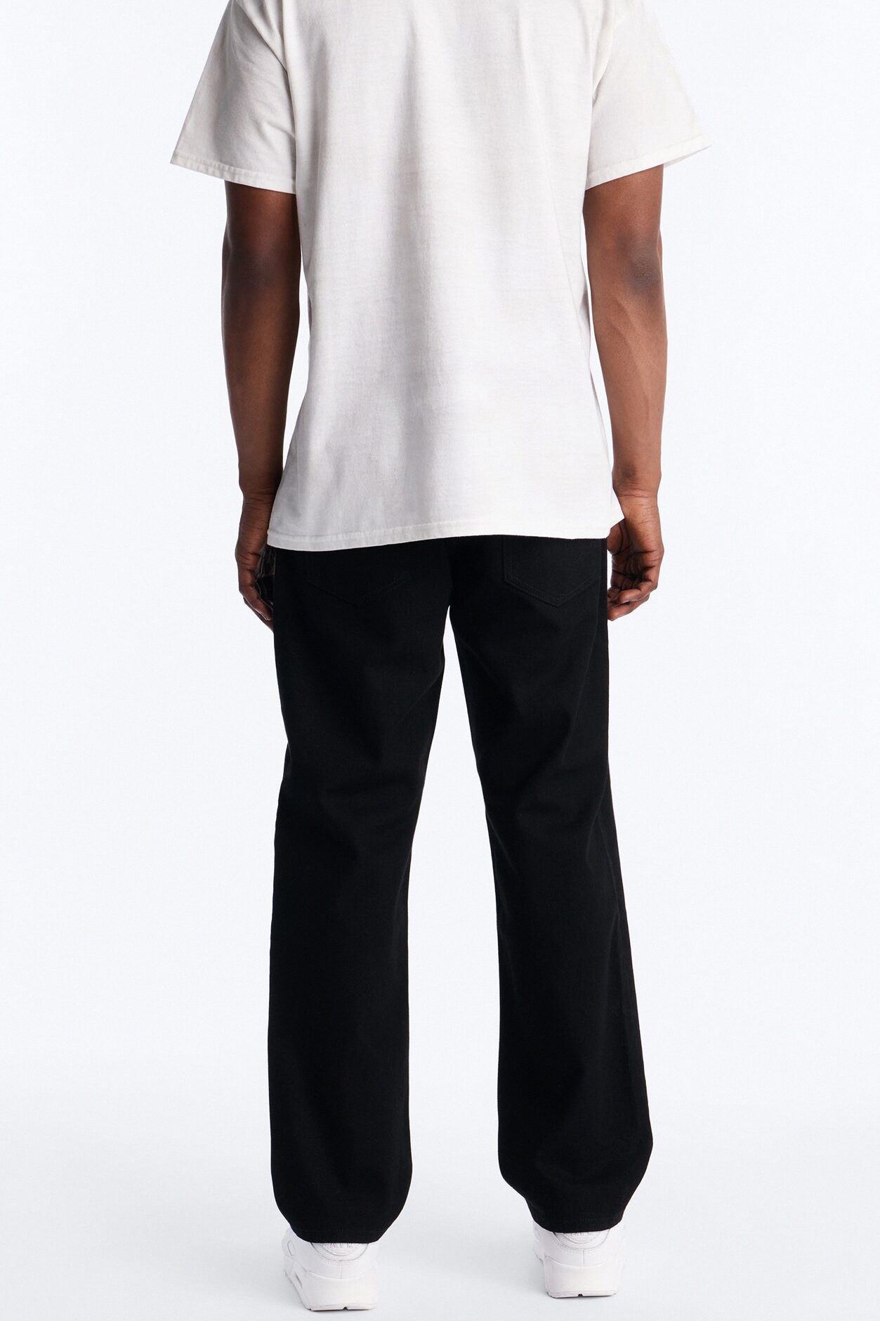 The Staple Straight Jean - Black