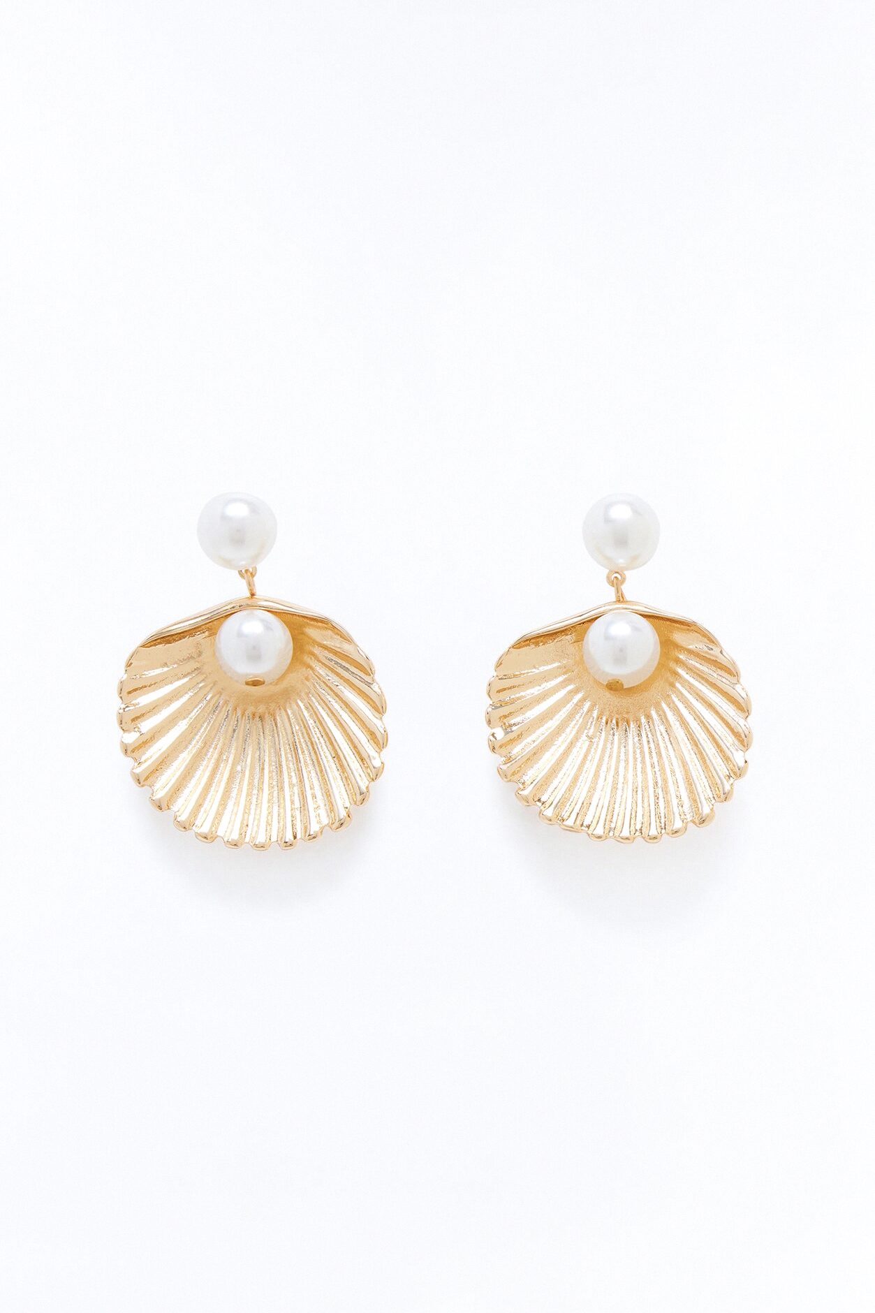 Sandy Toes Drop Earrings - Gold