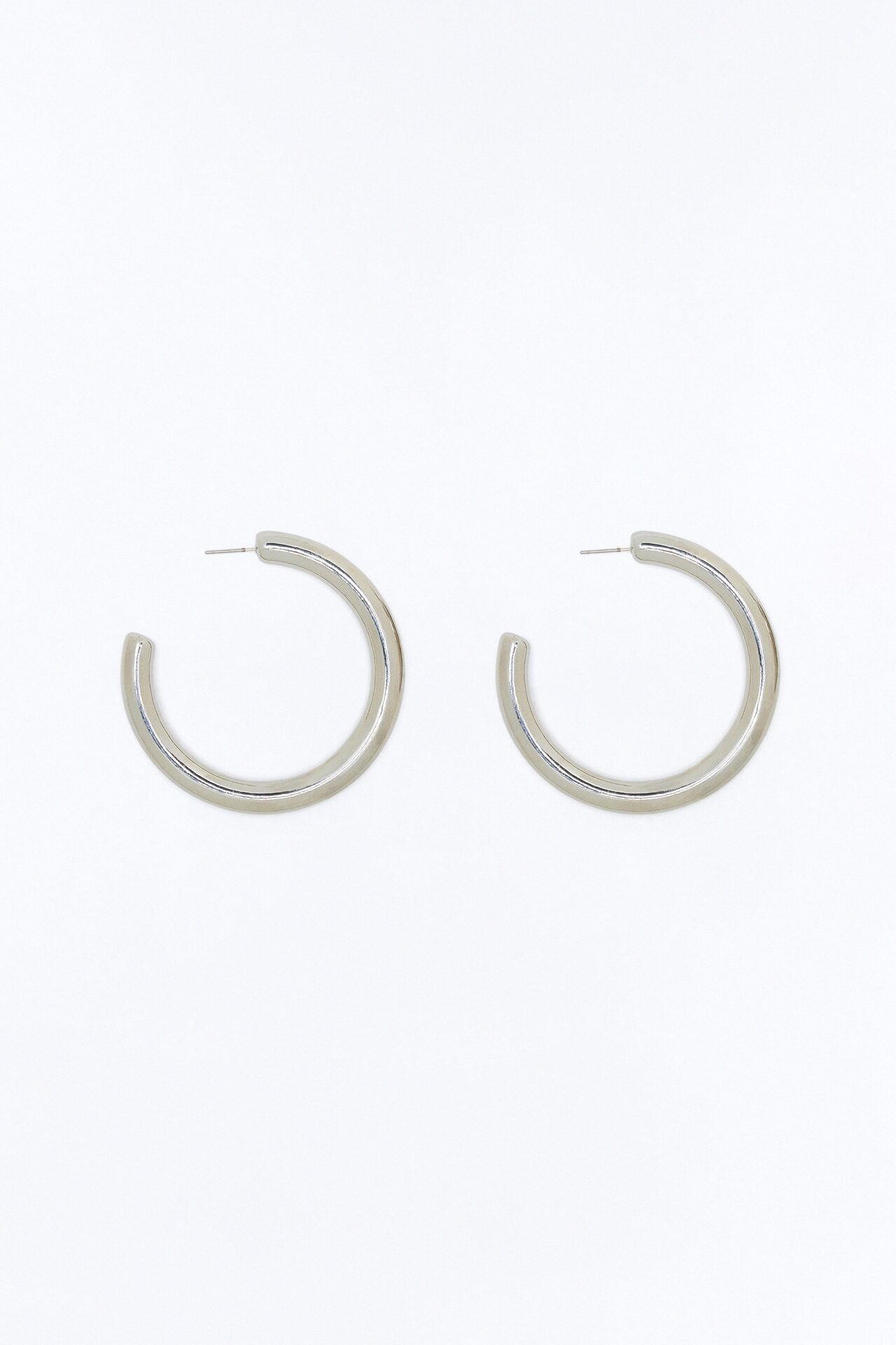 Simply Basic Hoop Earrings - Silver