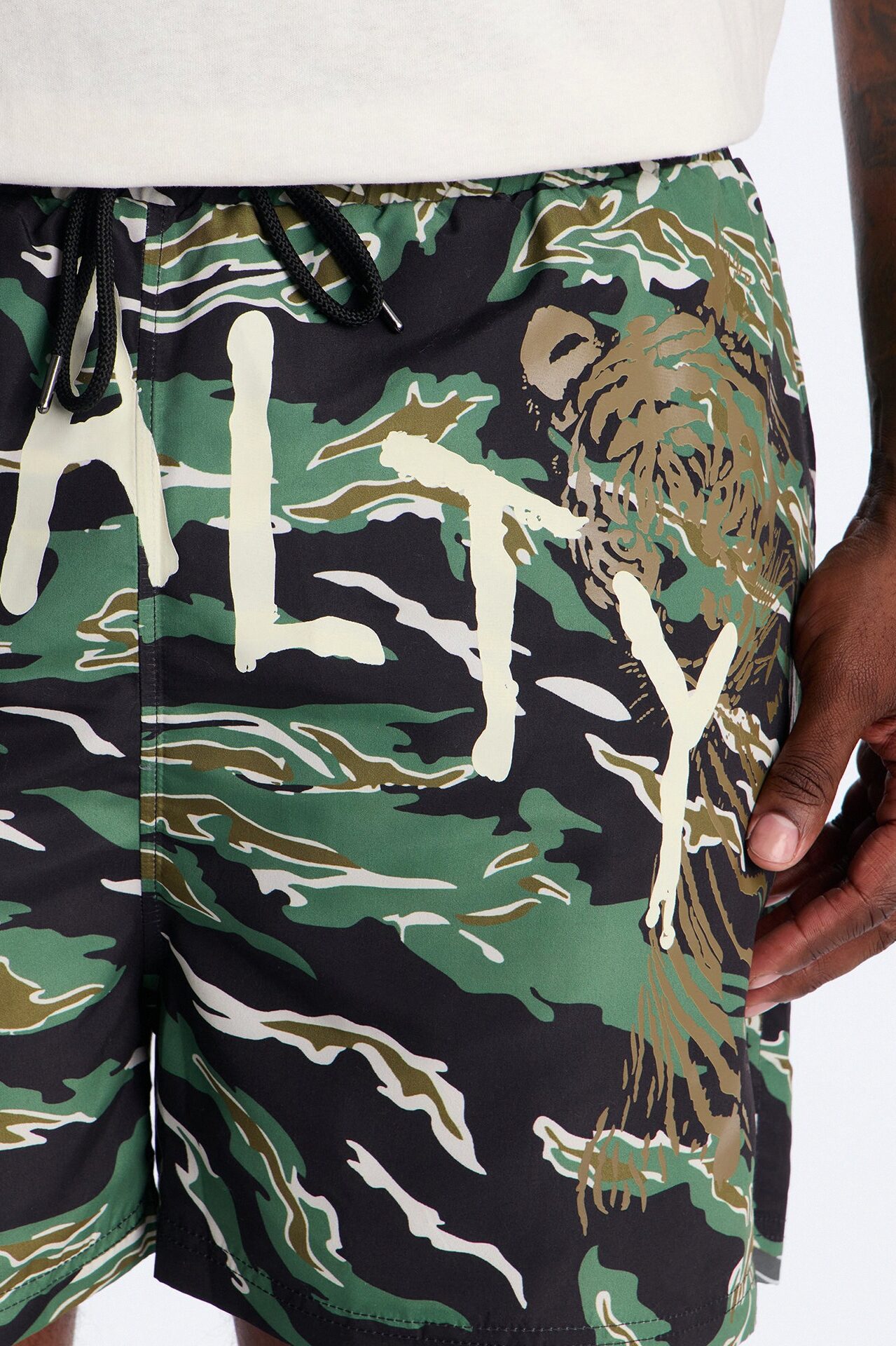 Loyalty First Camo Swim Trunk 4″ - Black/combo