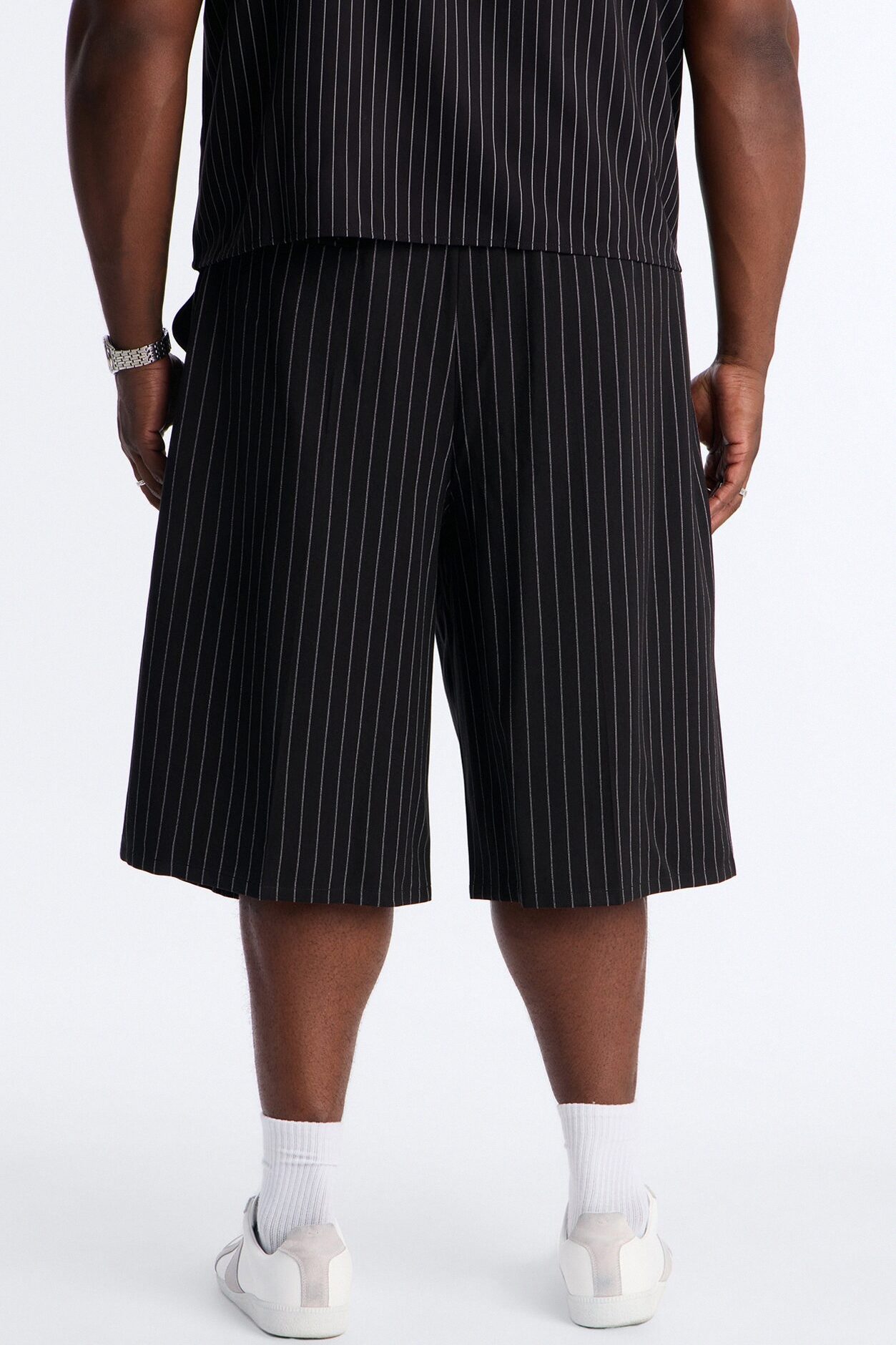 Baggy Striped Trouser Short - Black