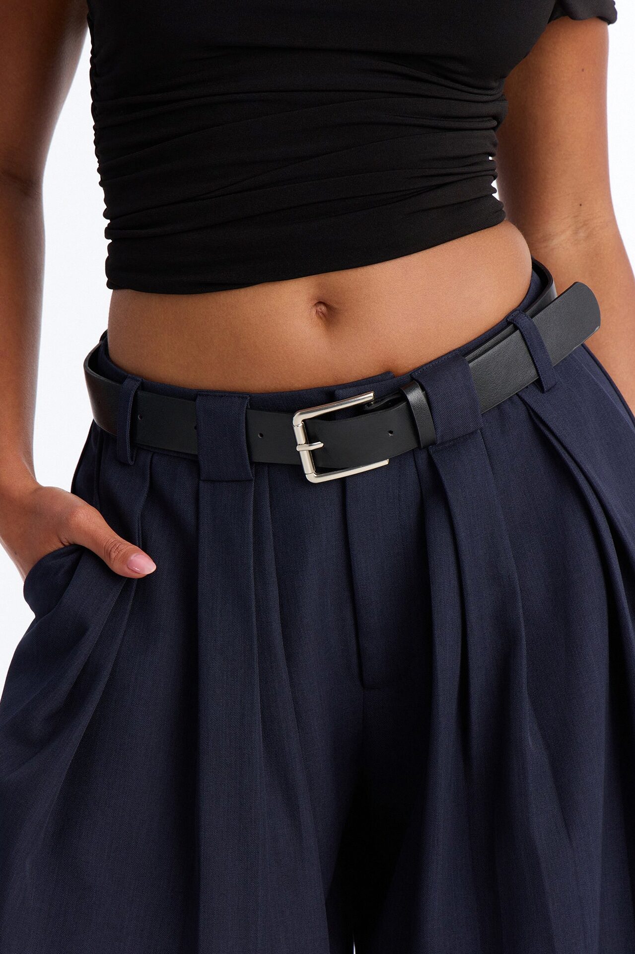 No Brainer Belted Wide Leg Pleated Pant - Navy