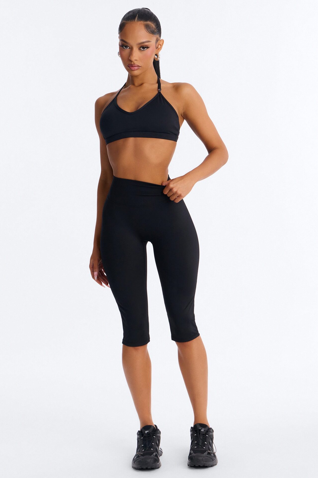Barre Babe Active Capri Set - Black