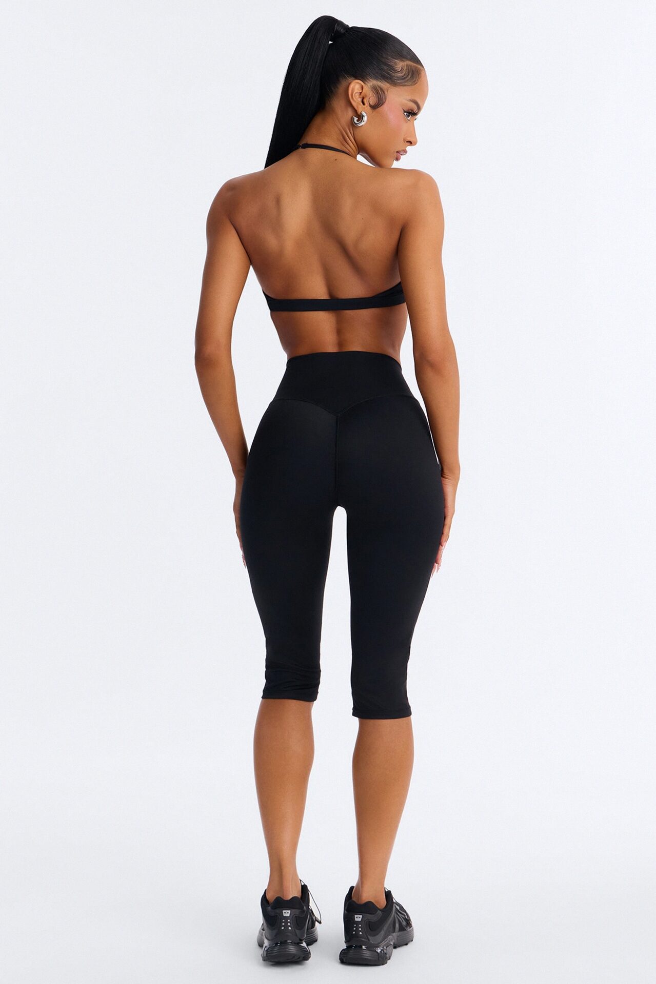 Barre Babe Active Capri Set - Black
