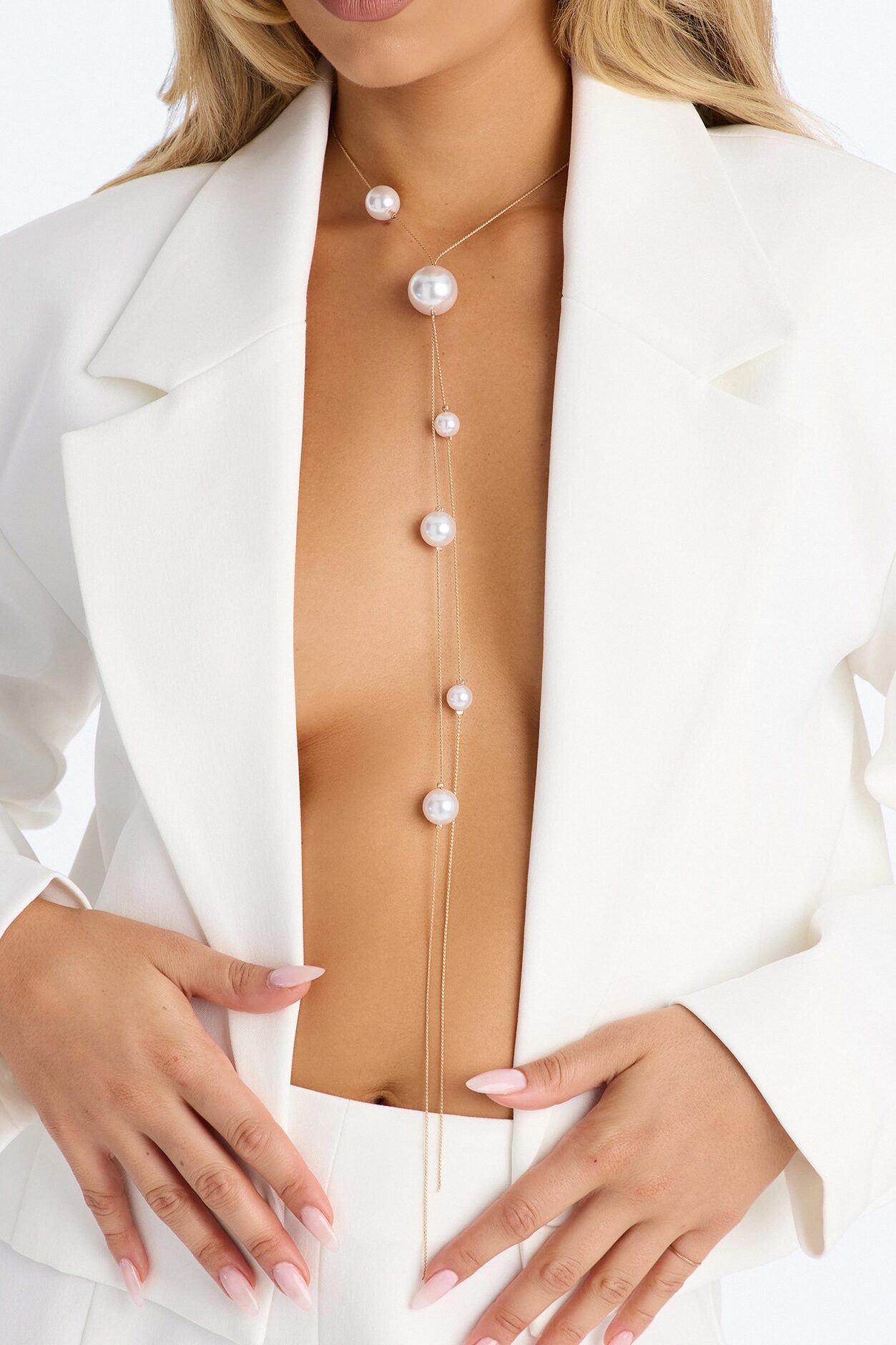 Pretty Pearls Lariat Necklace - Gold/combo