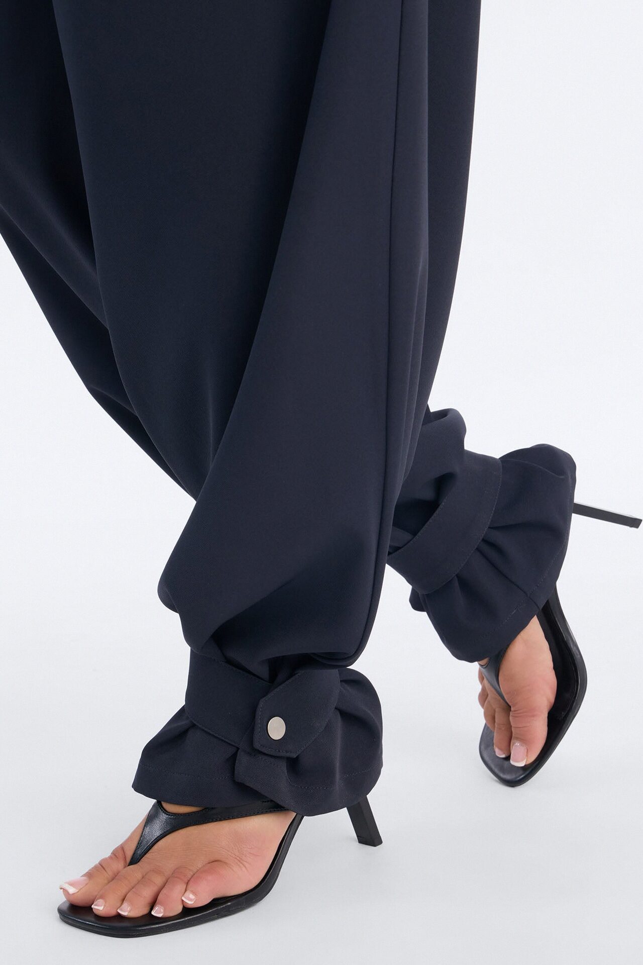 Never Settle Adjustable Cuff Trouser Pants - Navy