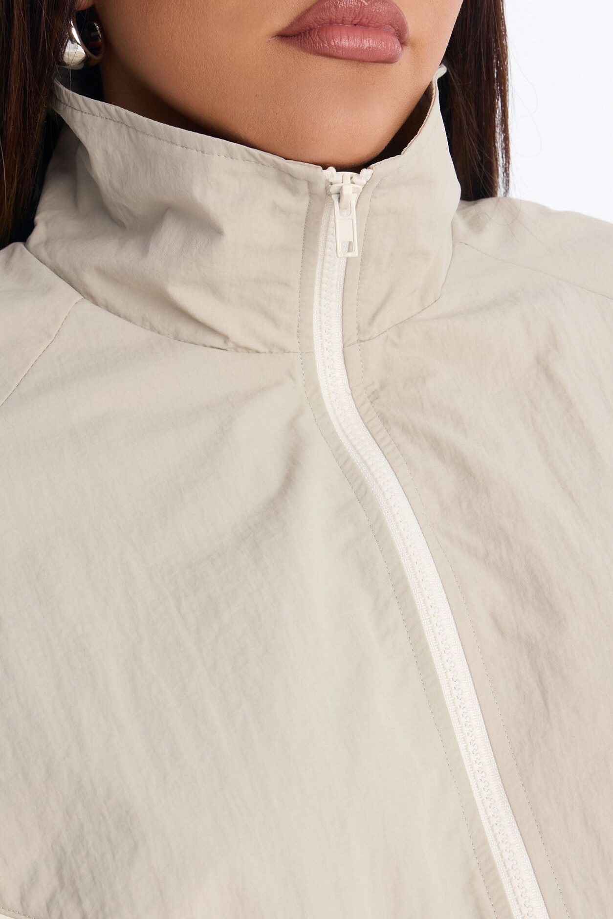 Daybreak Flow Funnel Neck Windbreaker Jacket - Sage