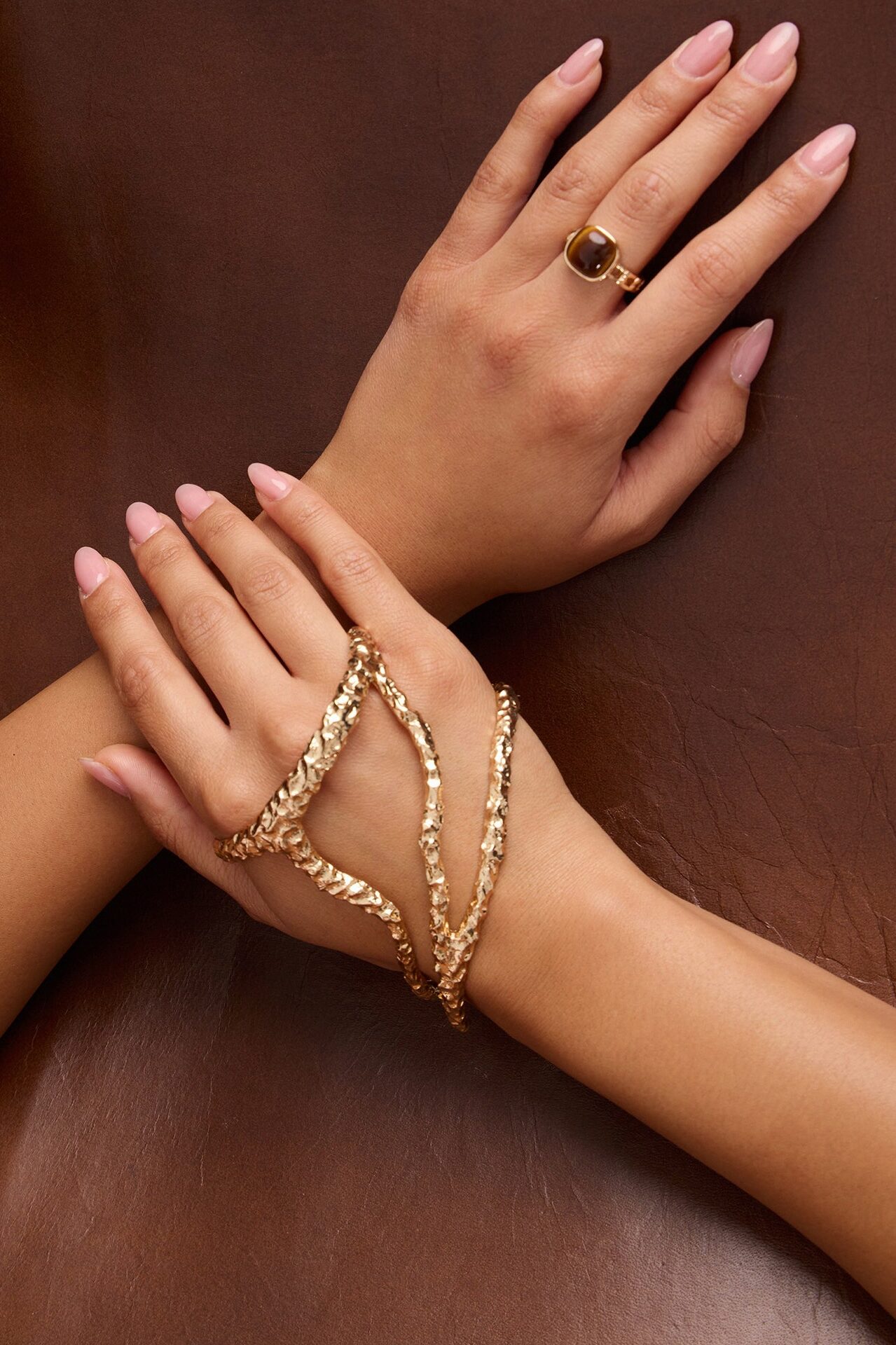 Kia Hand Cuff - Gold