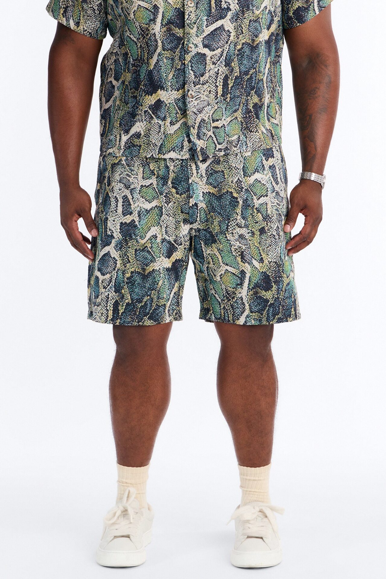 Relaxed Anaconda Club Short - Green/combo