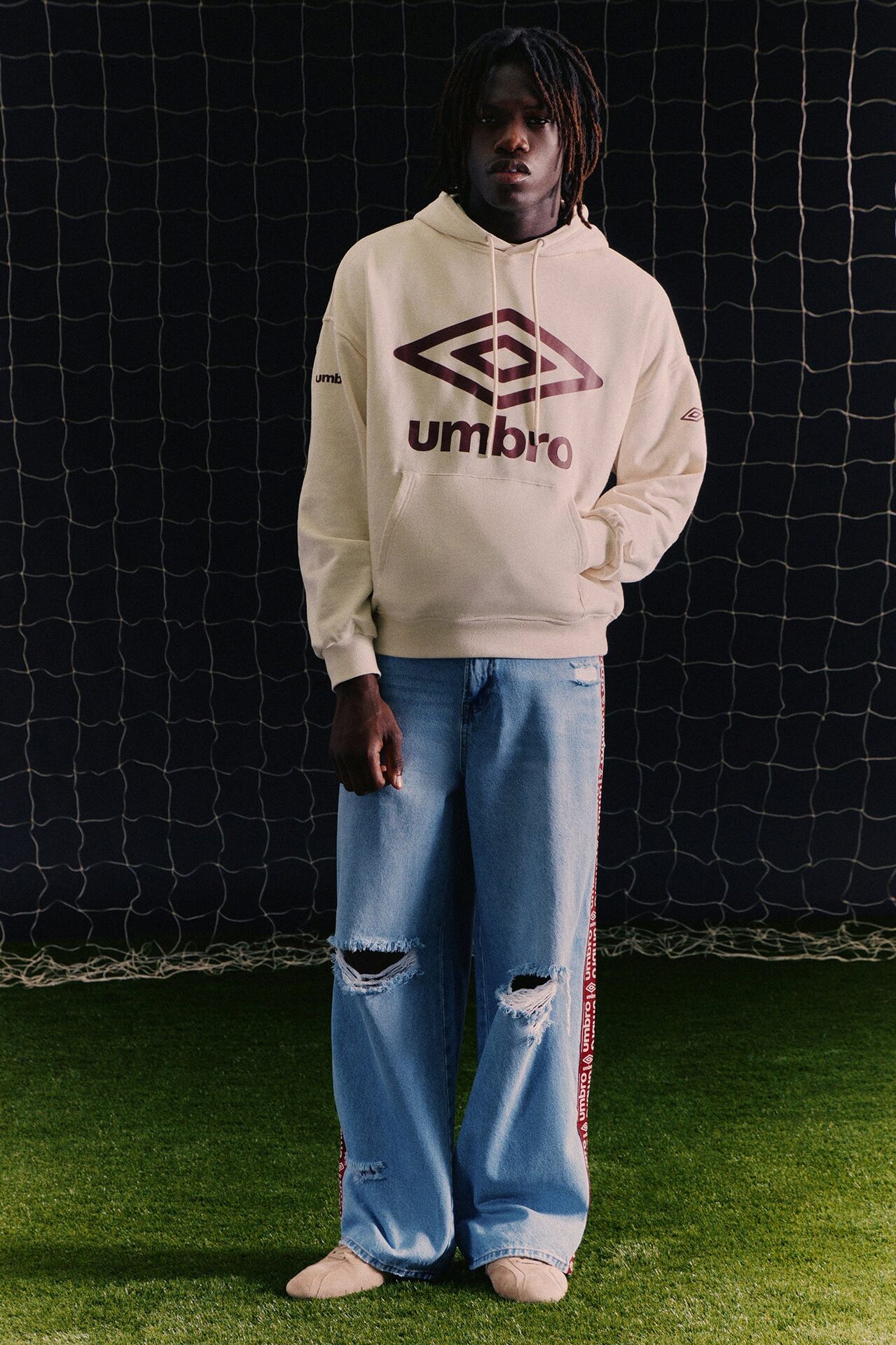 Umbro Distressed Baggy Jean - Light Blue Wash