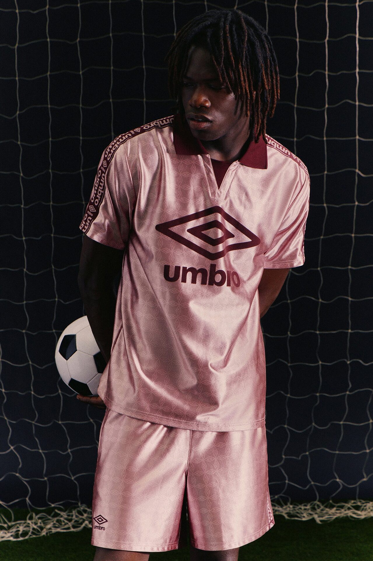 Umbro Side Tape Soccer Jersey - Pink